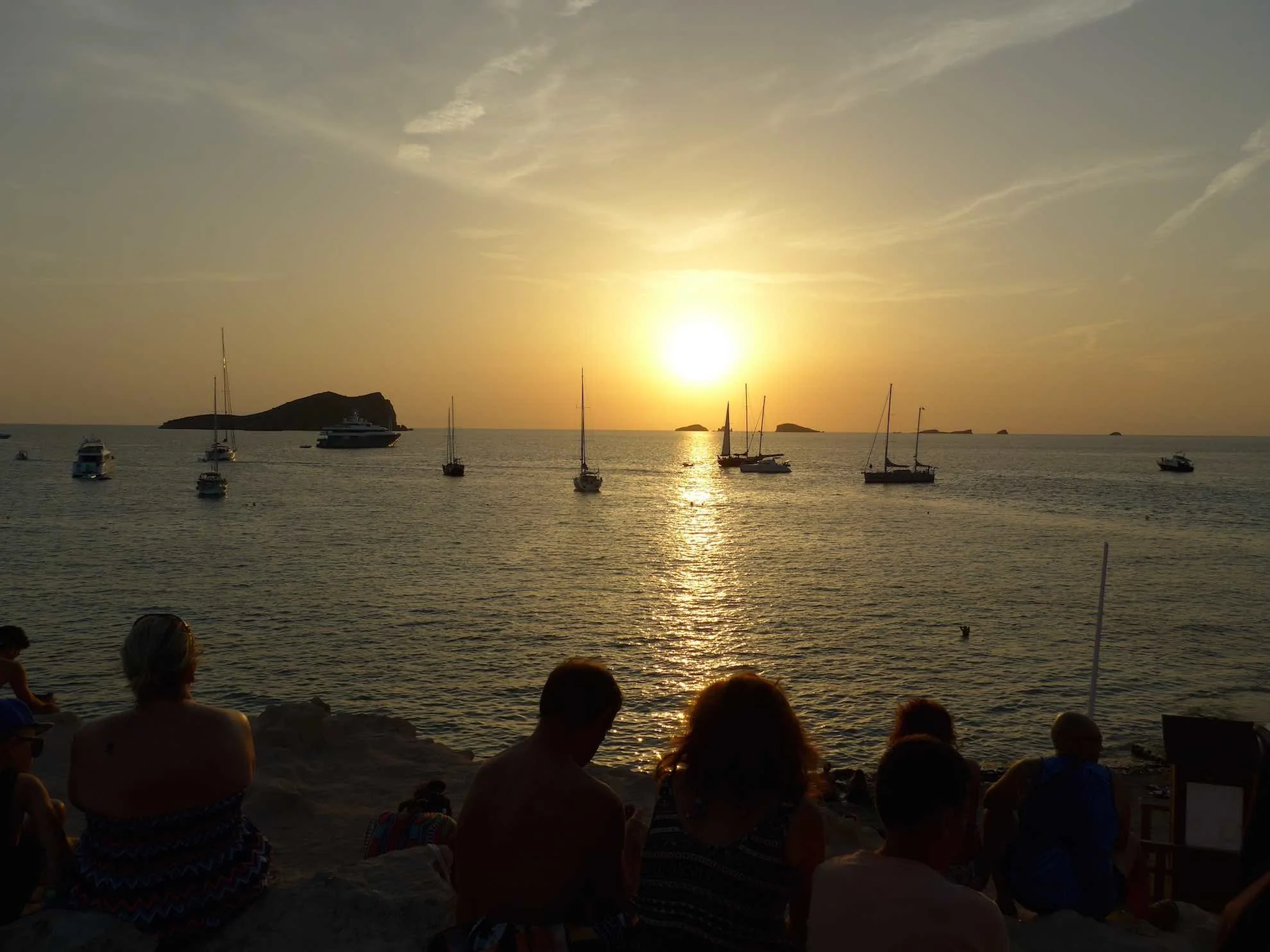 Sunset am Sunset-Ashram, mit chilliger Musik