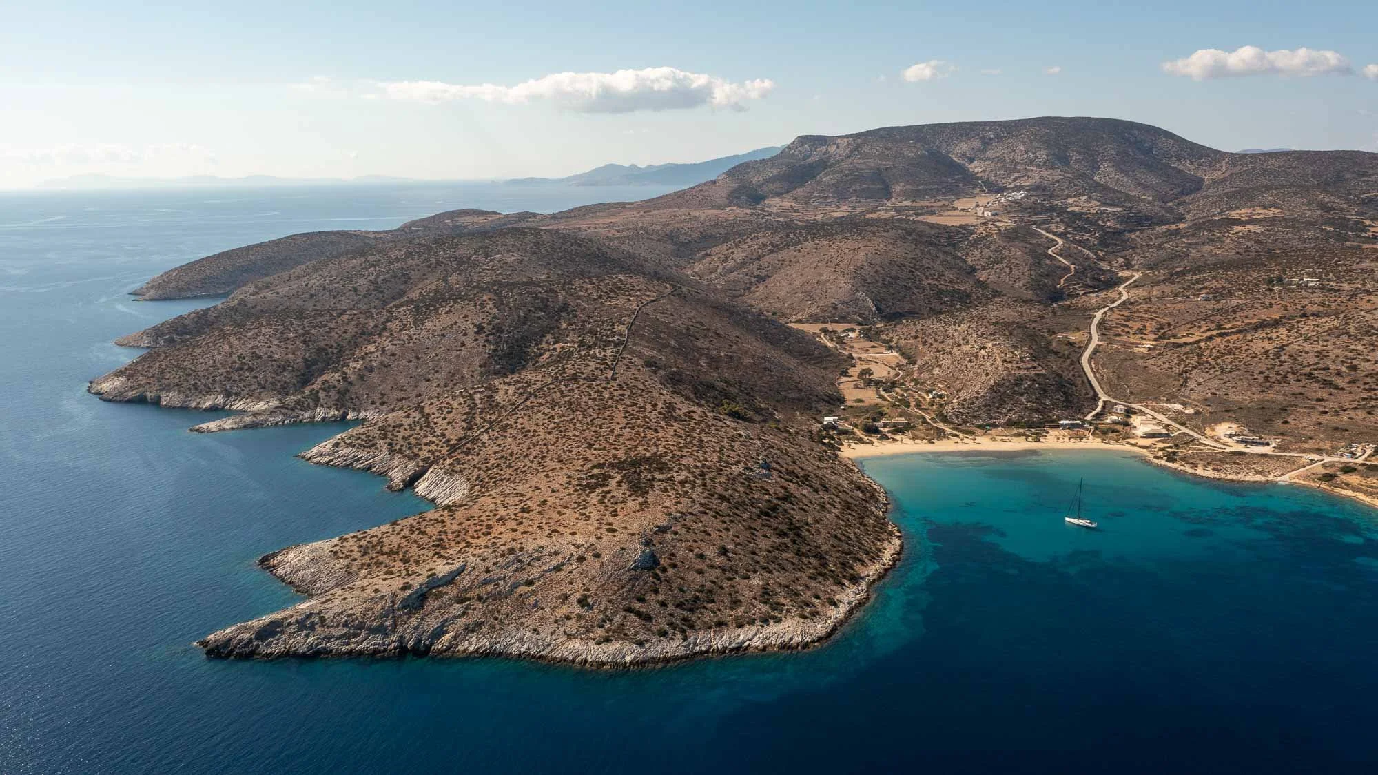 Sanfte Hügel im Meer