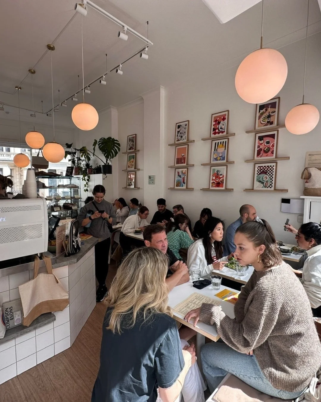 Done deal in West Kensington. 👏🏼

We&rsquo;ve recently helped @popin.london complete the sale of their West Ken caf&eacute;, a move that forms part of the brand&rsquo;s wider strategy as they continue to focus on growing their core deli, grocery an