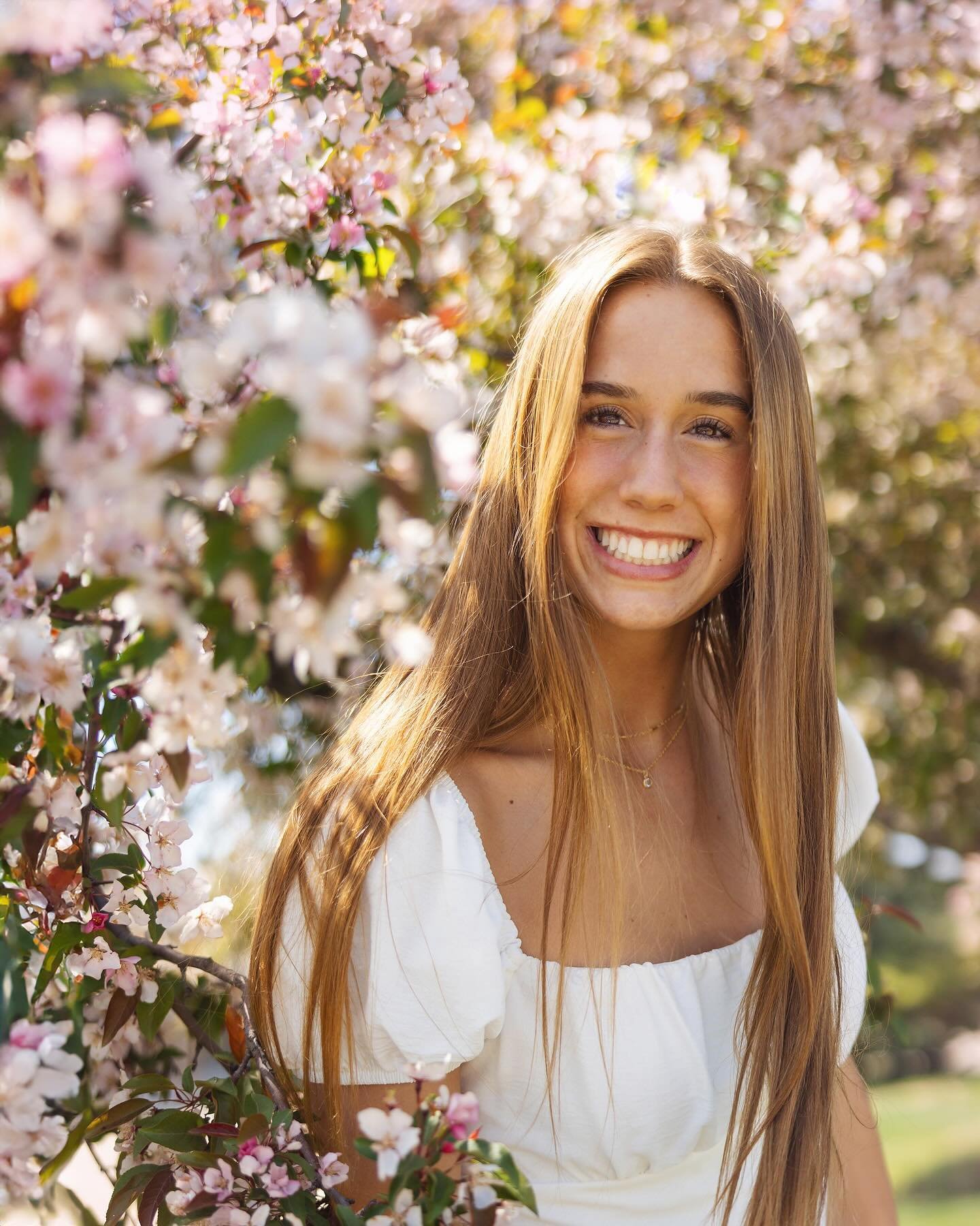 More blossom fun with @hadley.hardersen 💗 2025 senior / Good luck on the hurdles tomorrow!