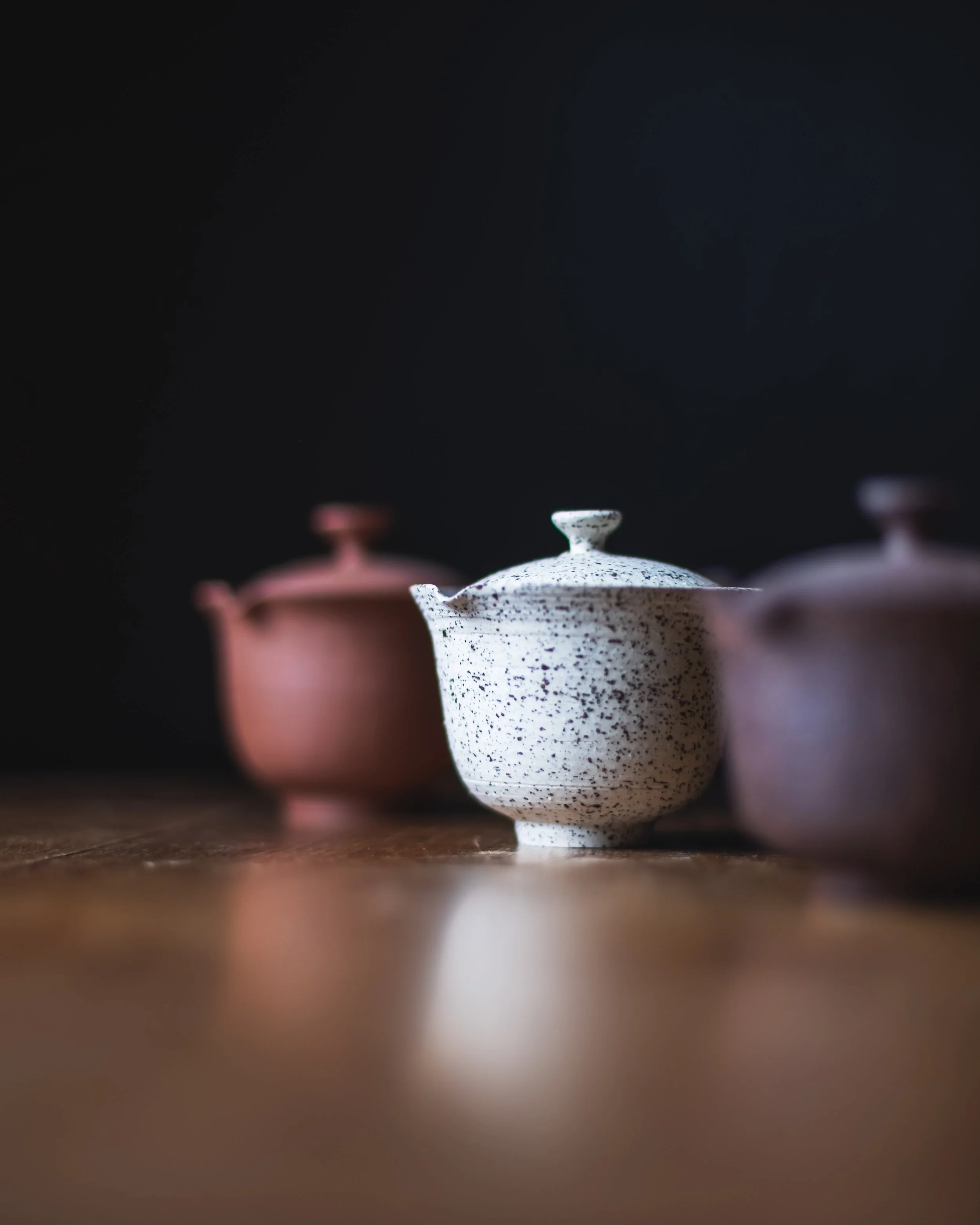 SLOW FLOW: Kim Whye Kee (Qi Pottery)