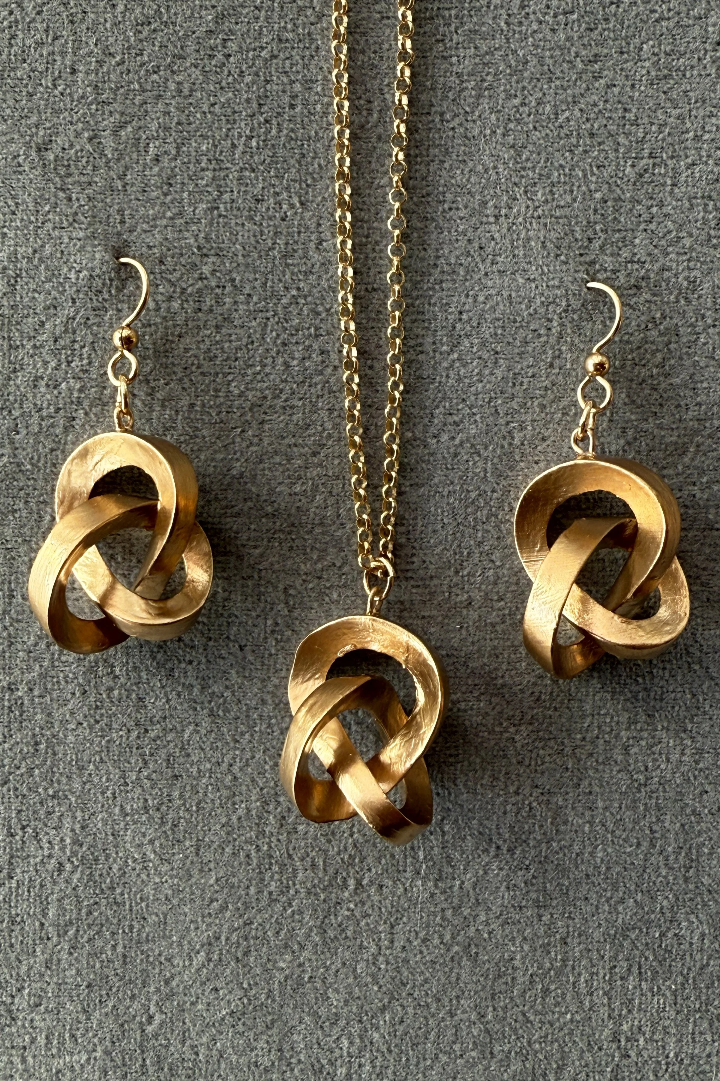 "Gold" Set