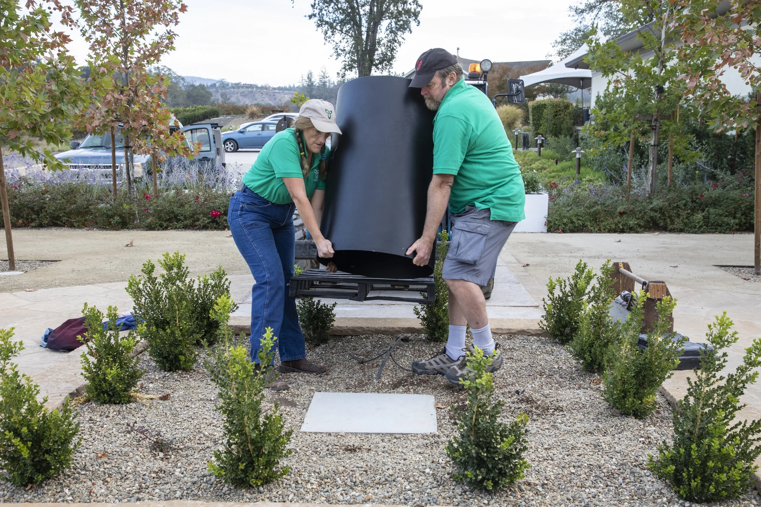 Val and Barny installing the base for CATENA X
