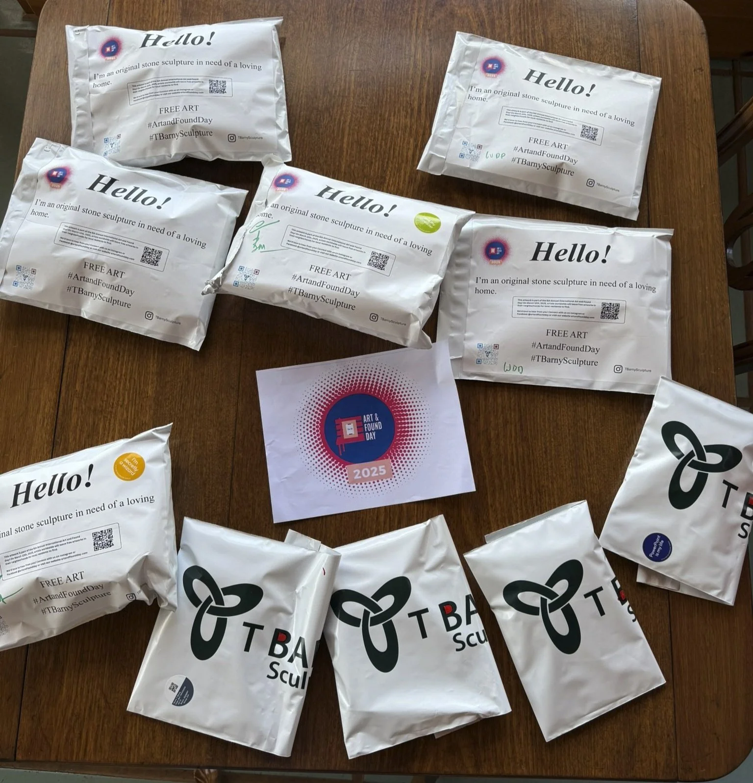  T Barny sculptures ready to be distributed 