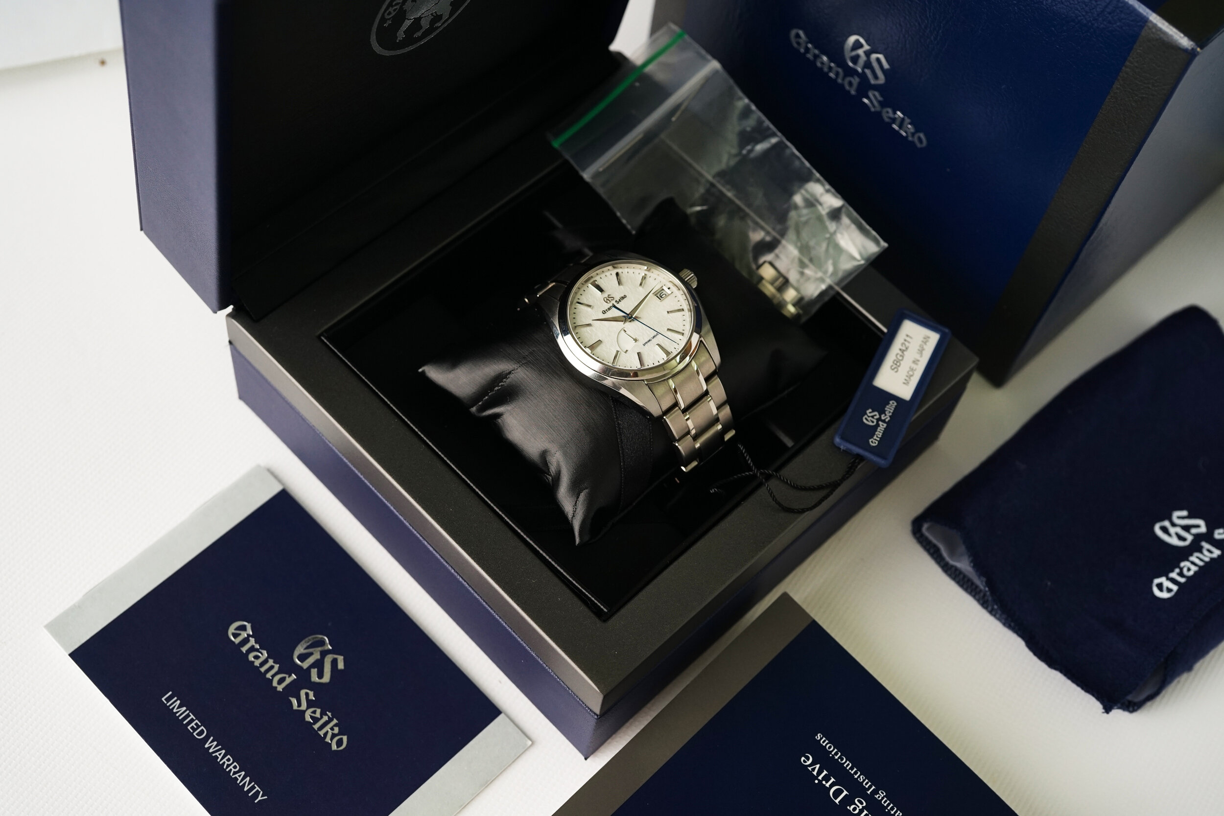 Grand Seiko Snowflake Dial SBGA211 Box & Papers — Lancy Aire