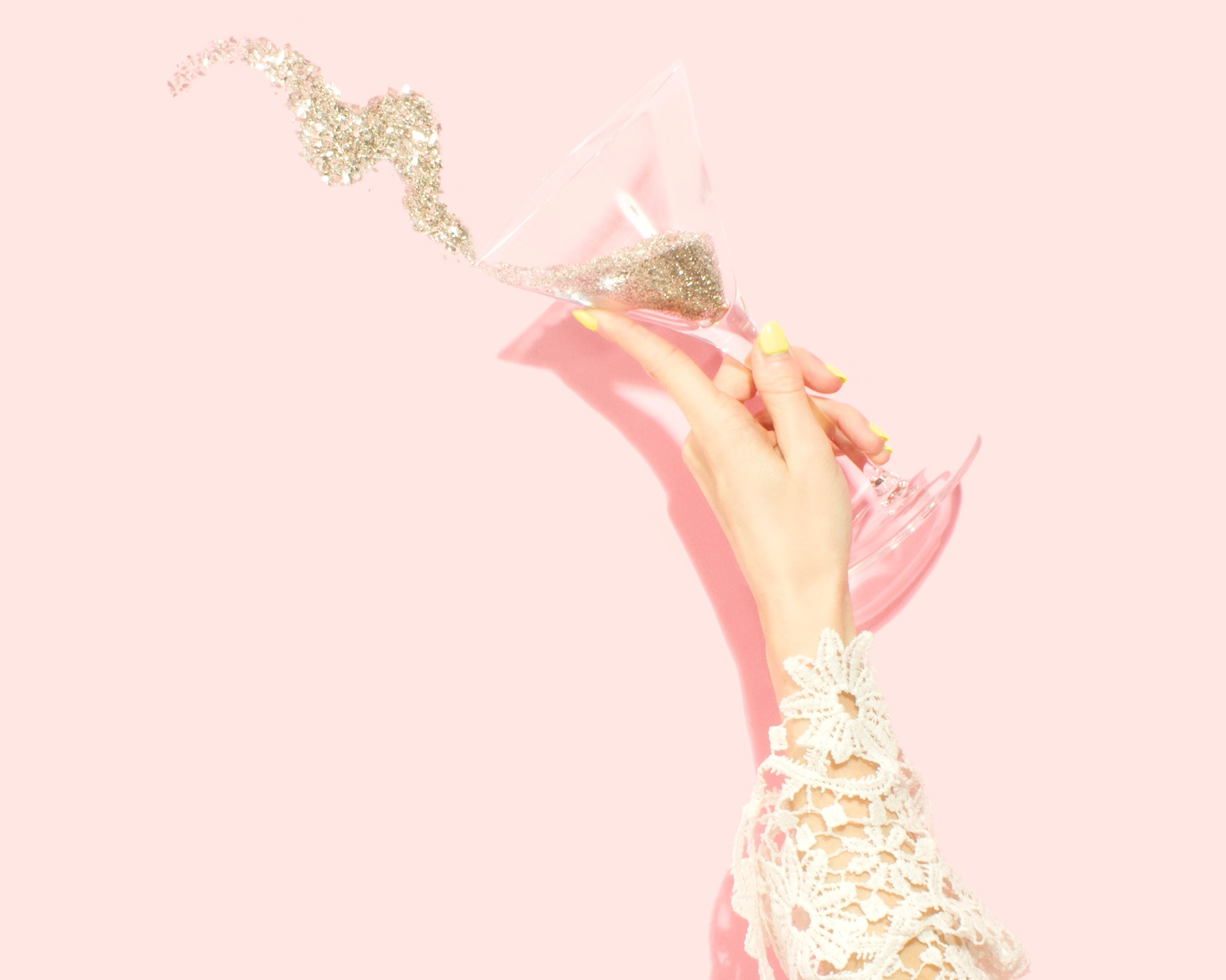 glitter-martini-unsplash-amy-shamblen.jpg