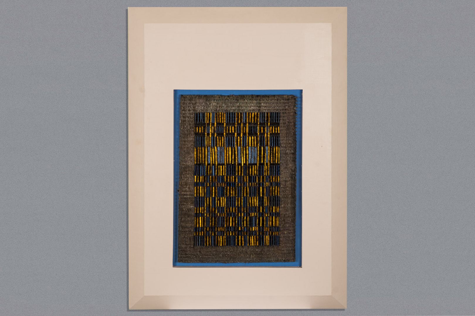 RECHERCHE MYSTIQUE, 2011 CUIVRE DE RECUPERATION, OR ET VERRE FUSIONNÉ RECYCLED COPPER, GOLD AND FUSED GLASS 91cm x 65cm