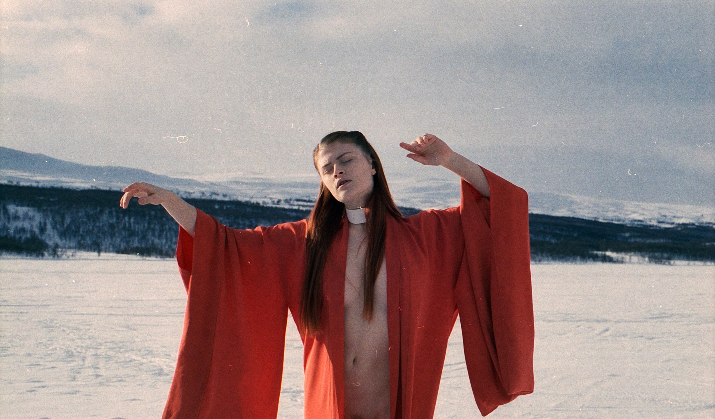 Aja Jane Featuring I Dream of Shapes