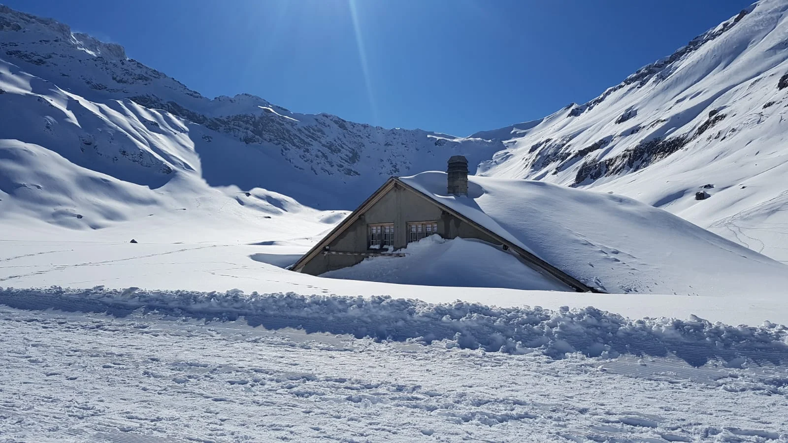 Fondue in the igloo - Fondue im Iglu