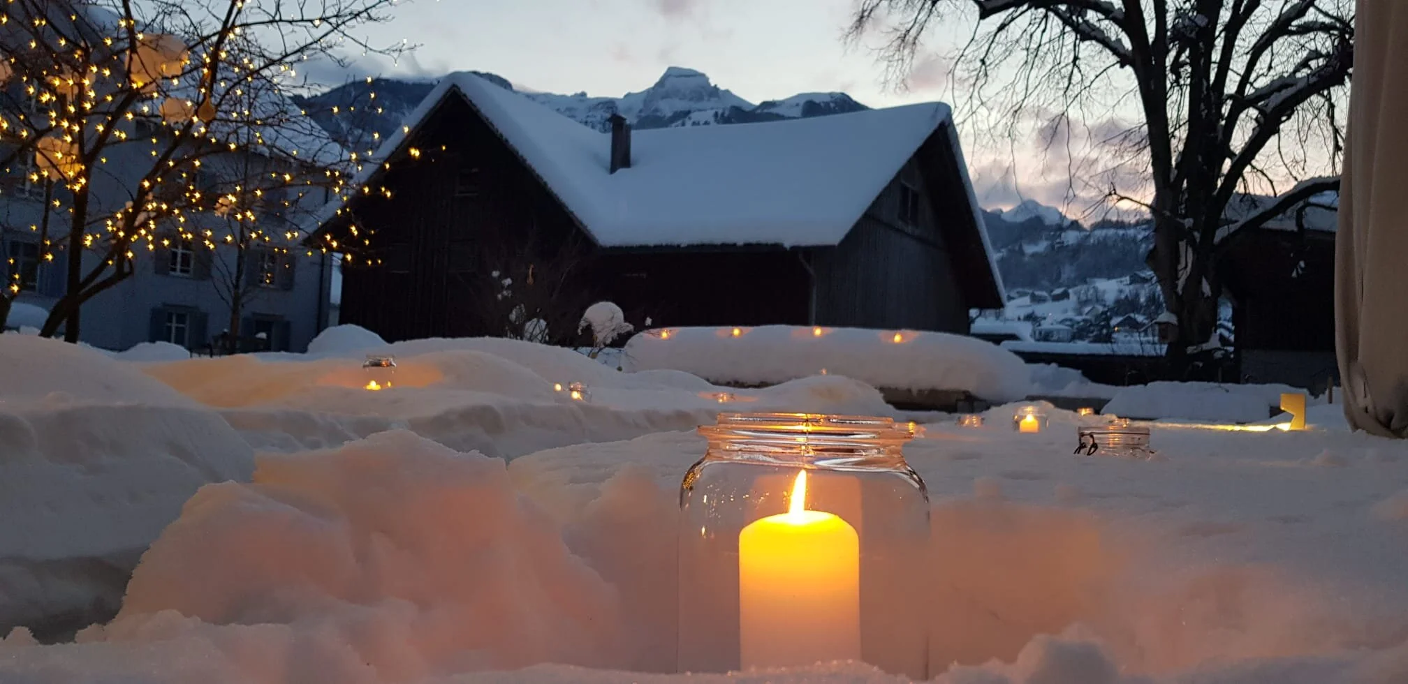 Candle Path and Snow Bar - Kerzenweg und Schneebar