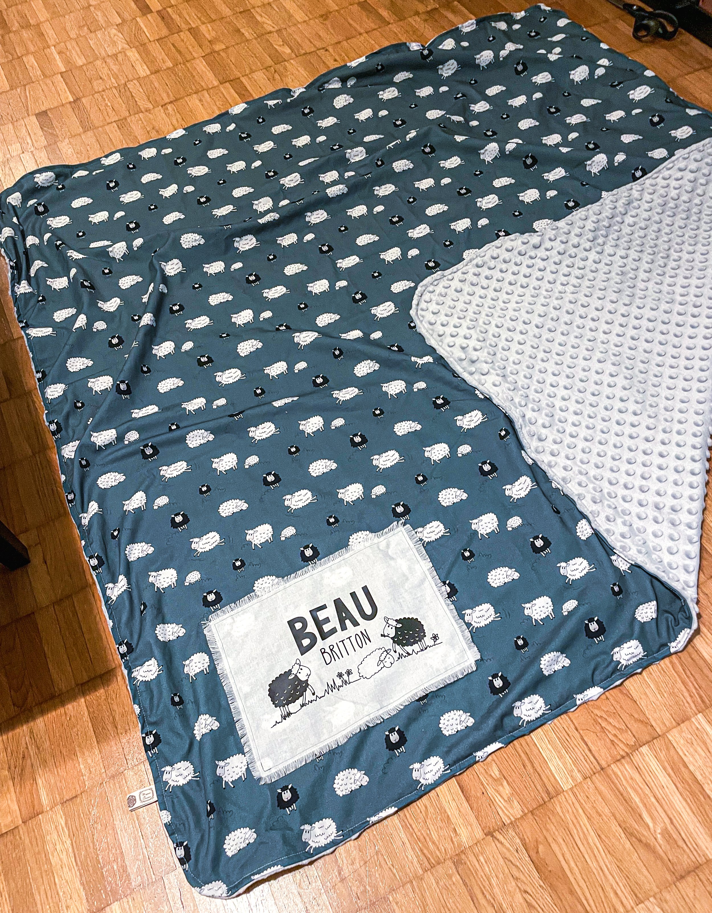 Selbstgemachte, personalisierte Babydecke