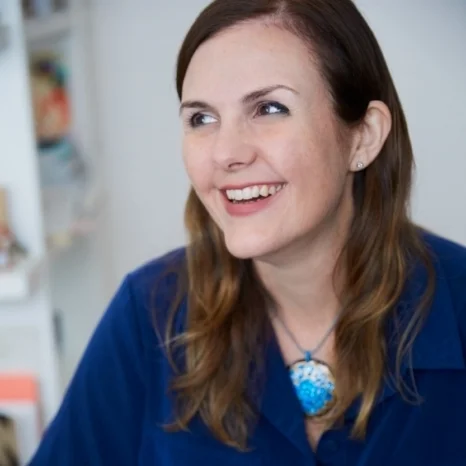 ColleenOMaraBioHeadShotApril2017.jpg