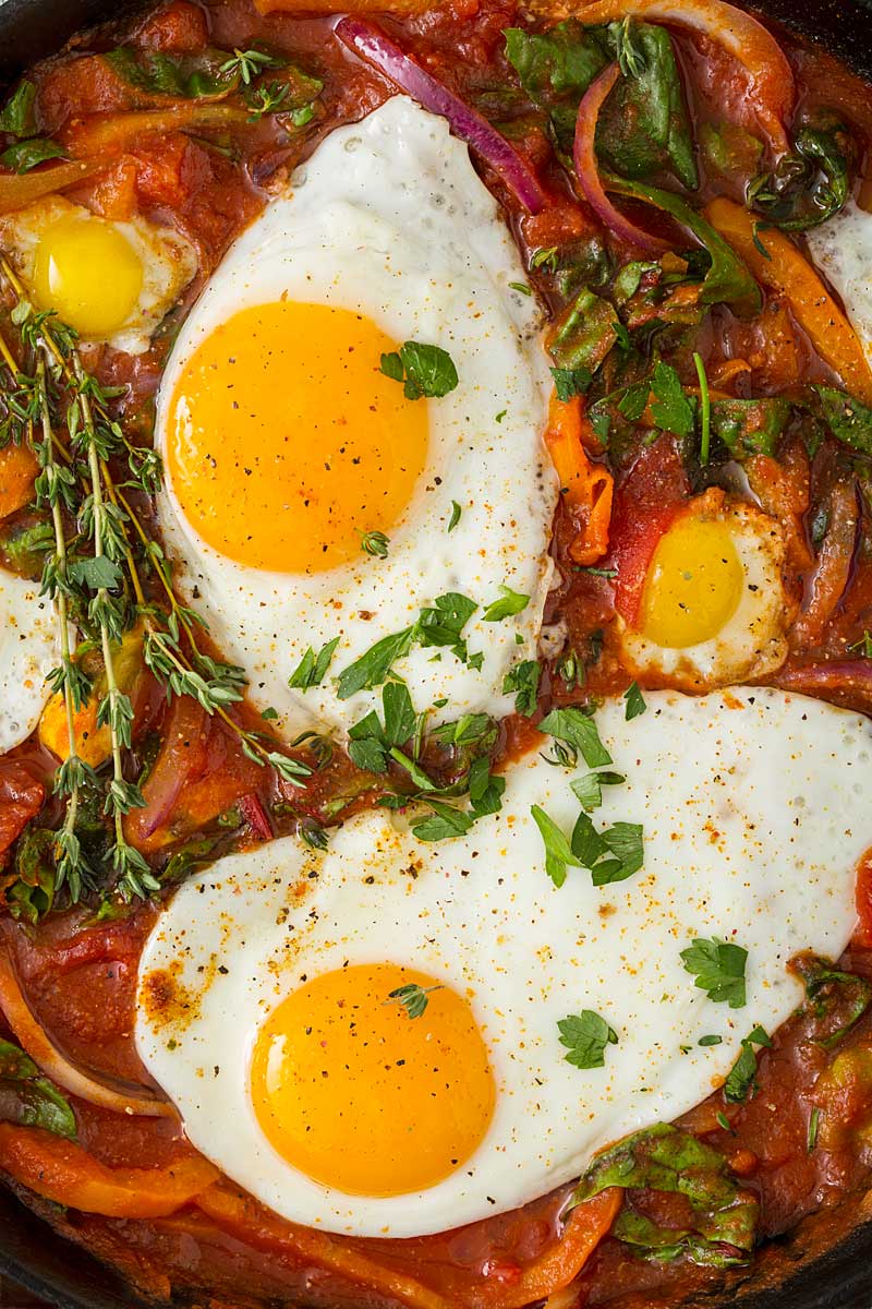 Baked-Eggs-Skillet-0780.jpg