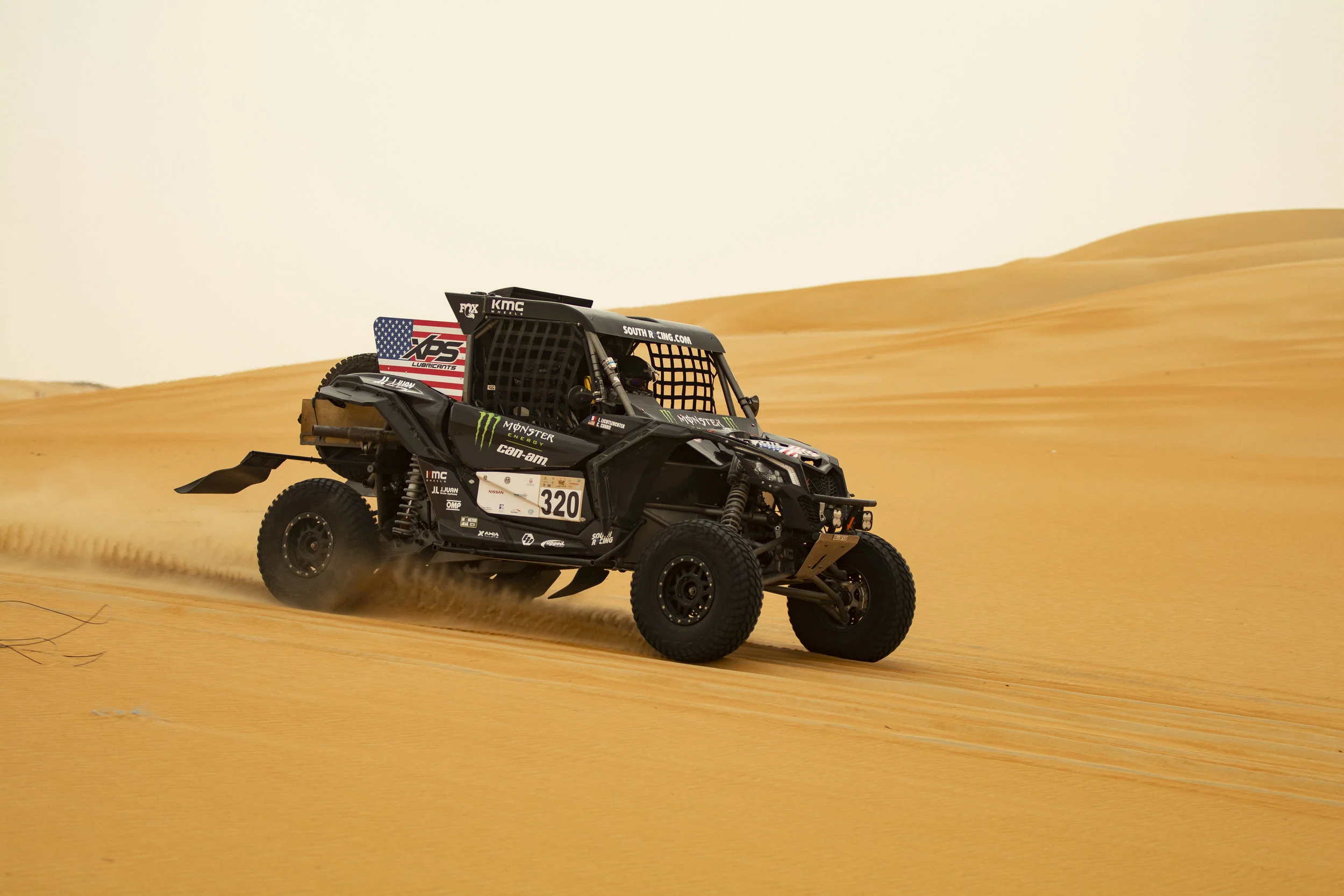 CaseyCurrie_AbuDhabiDesertChallenge_Rally_Stage4_Can-Am_006.jpg