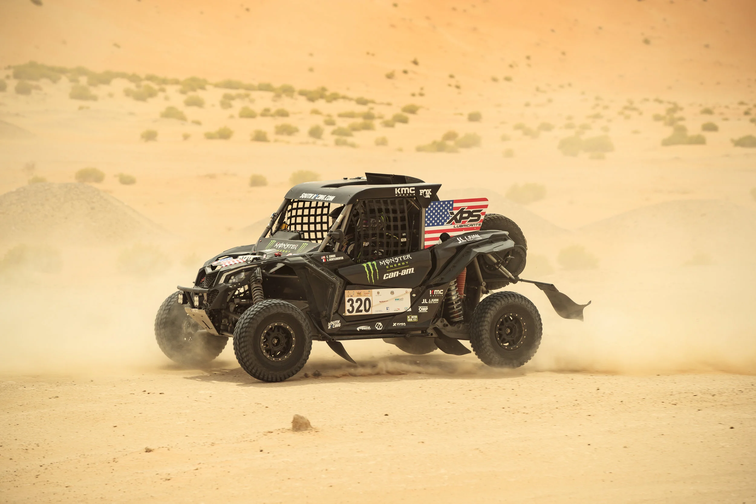 CaseyCurrie_AbuDhabiDesertChallenge_Rally_Stage5_Can-Am_003.jpg