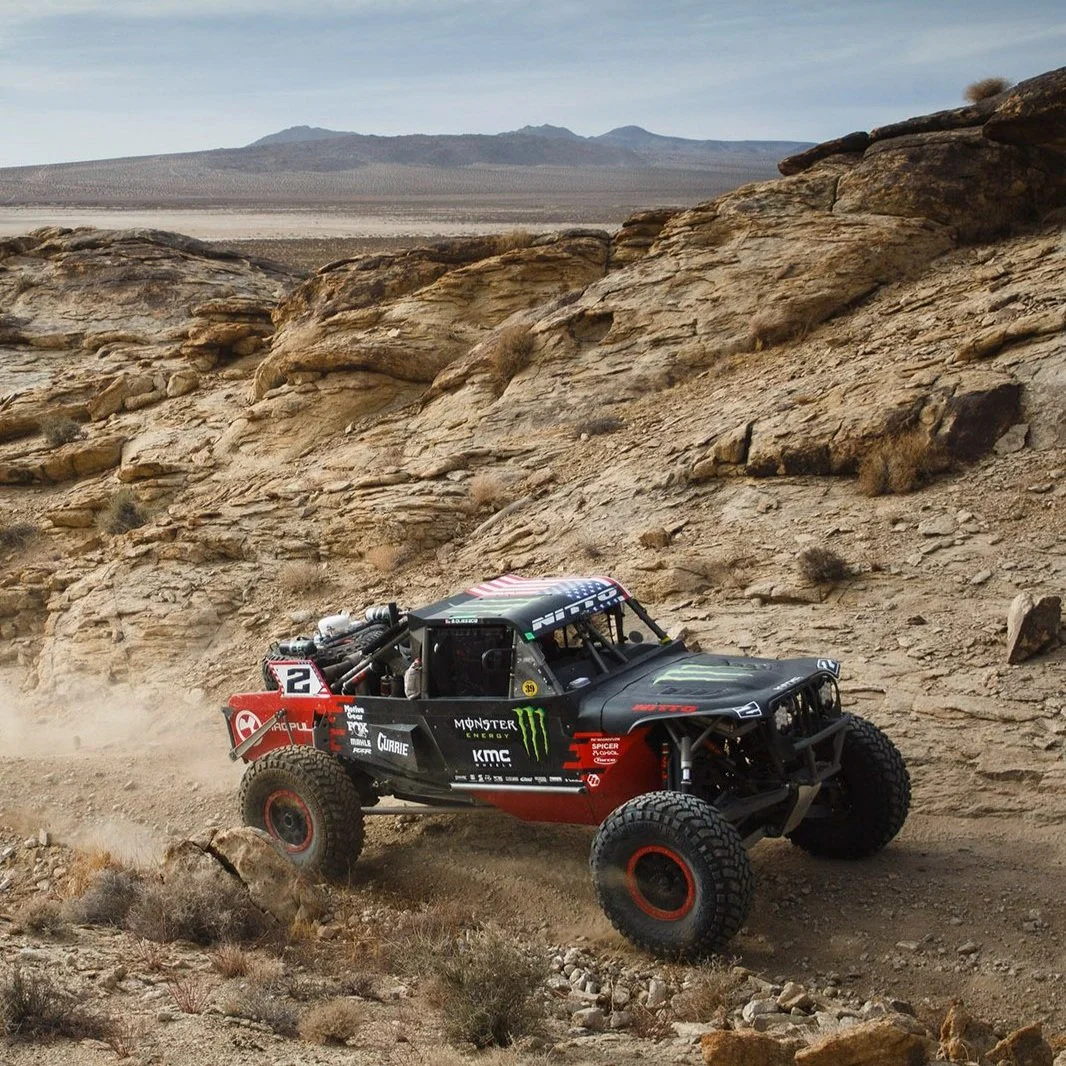 RACING THE TROPHY JEEP AGAINST TROPHY TRUCKS AND 6100'S | KING OF HAMMERS 