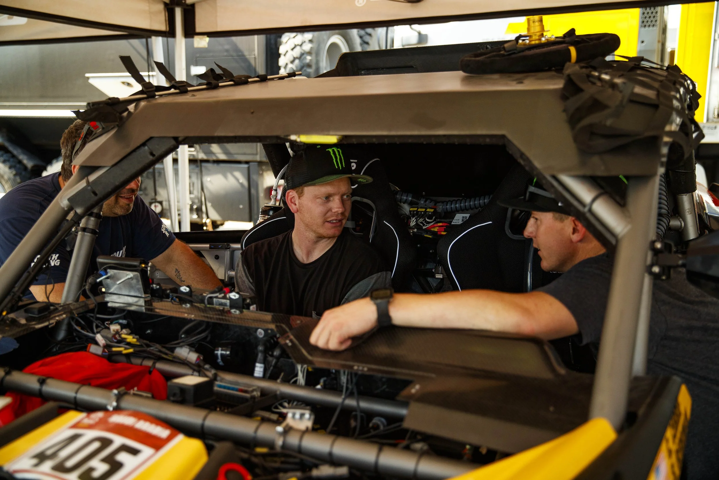 1_3_CaseyCurrie_Dakar2020_Accreditation_JeddahSaudiArabia_FullSize_003.jpg