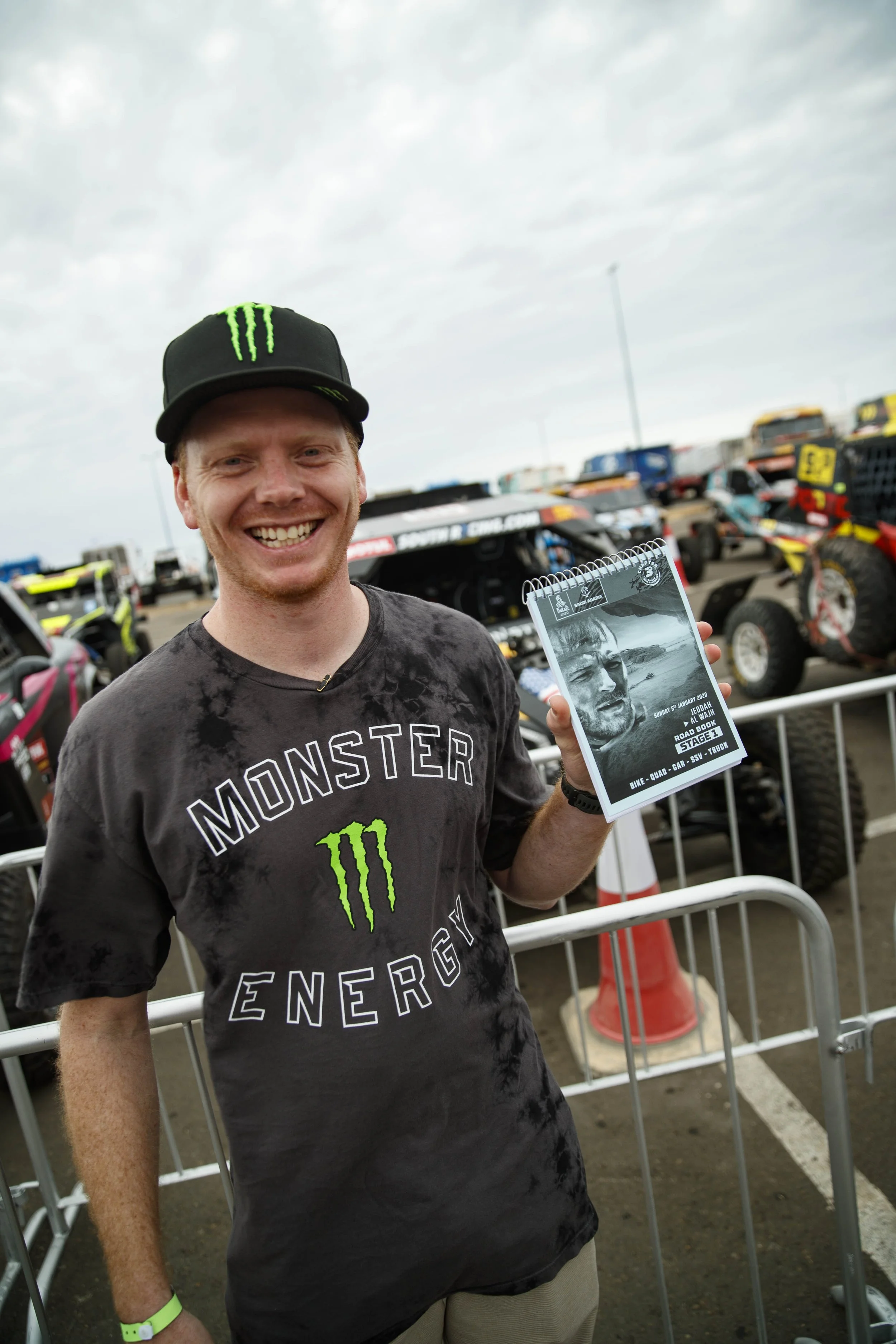 1_4_CaseyCurrie_Dakar2020_Podium_JeddahSaudiArabia_FullSize_003.jpg
