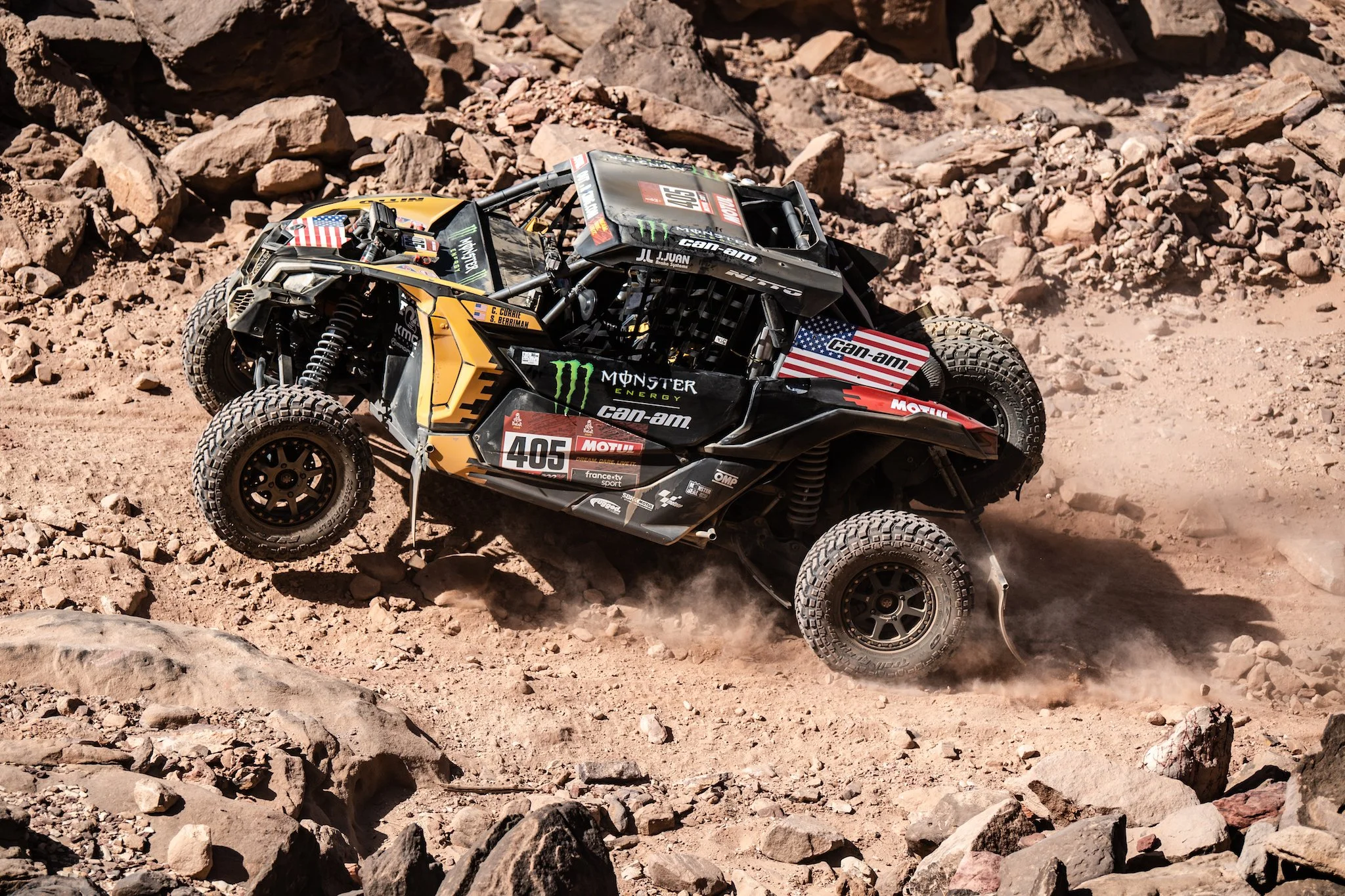 1_14_CaseyCurrie_Dakar2020_Stage8_WadiAlDawasirtoHaradh_MCHPhoto_FullSize_005.jpg
