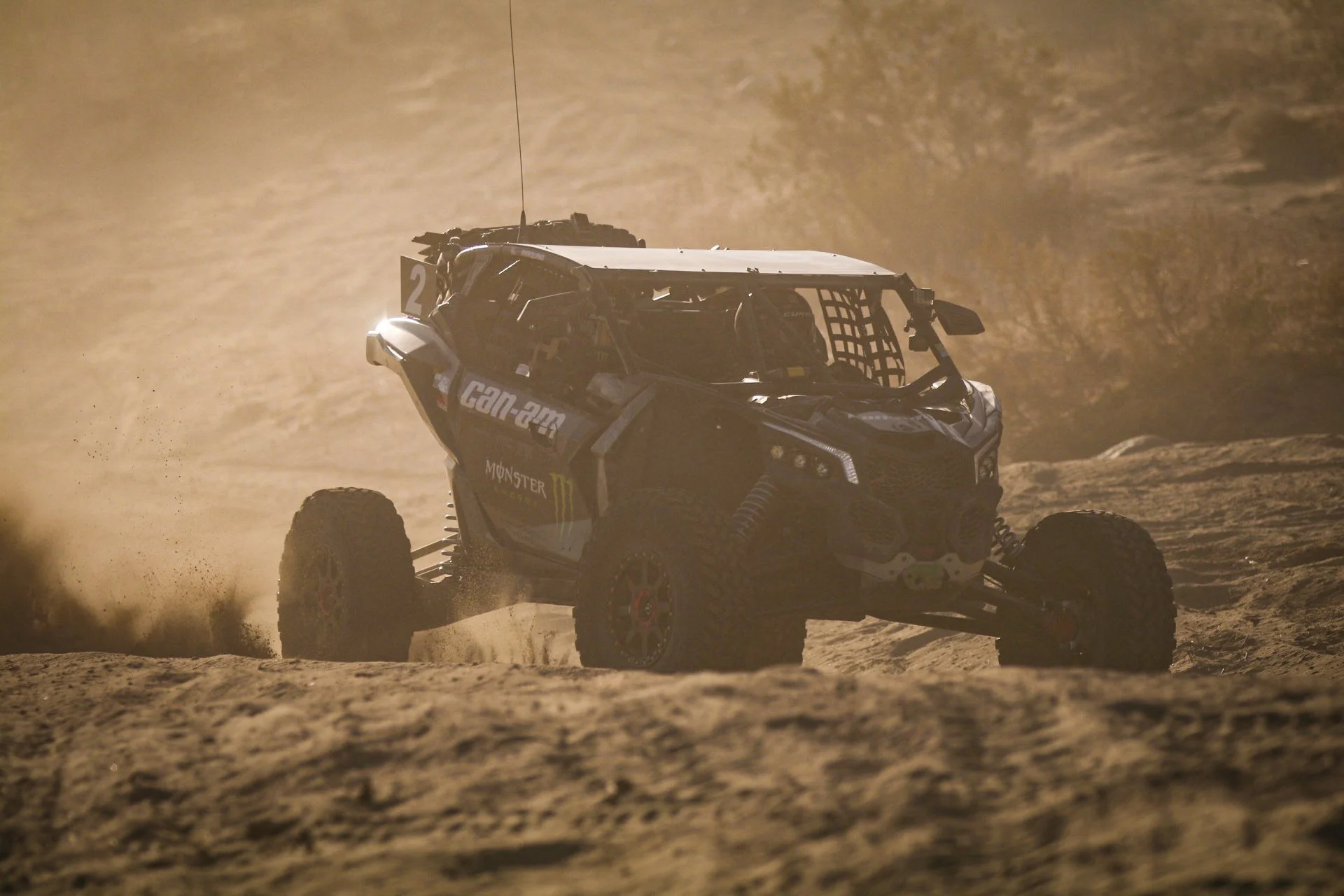 2_2_CaseyCurrie_KOH_UTVRace_FullSize_008.JPG