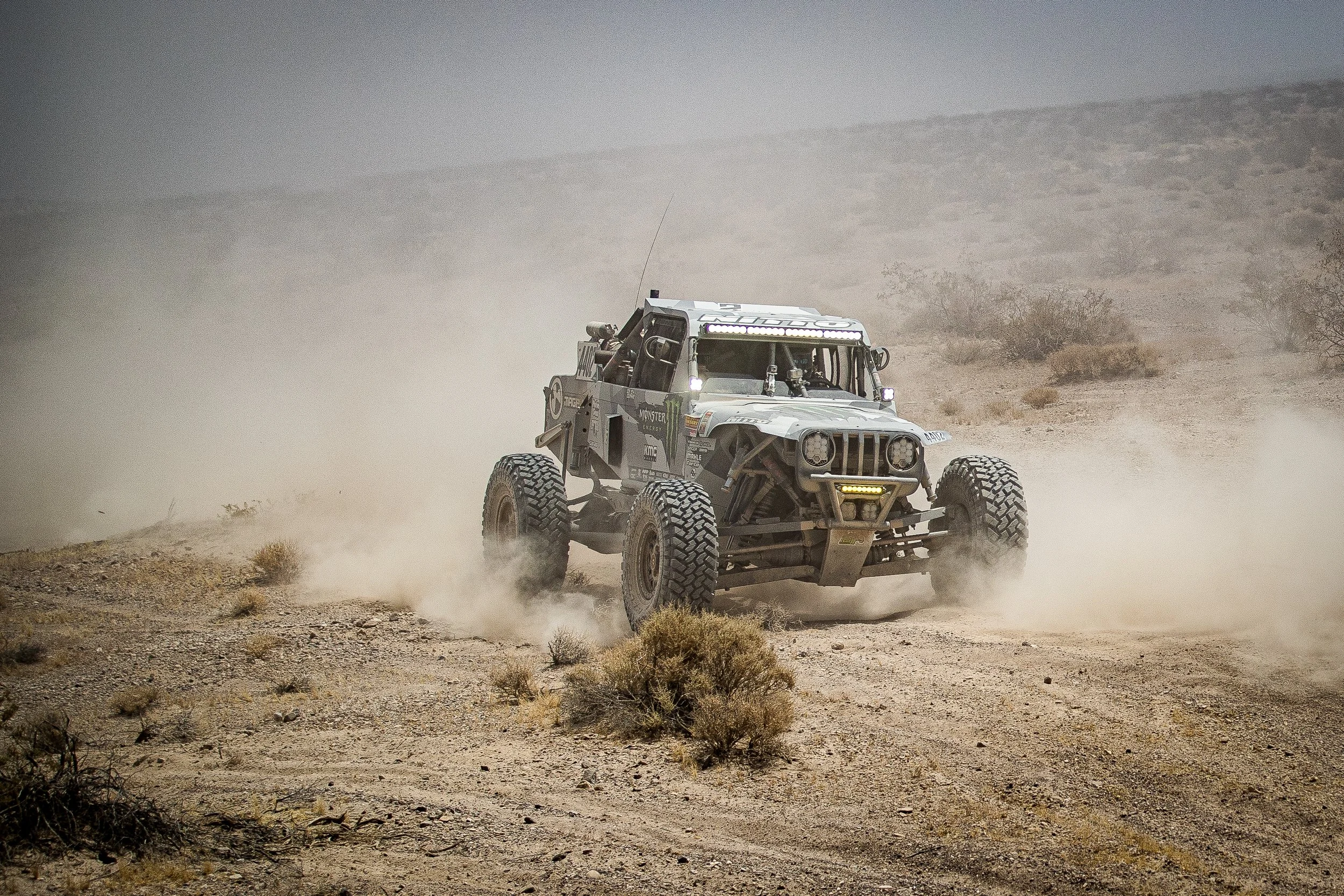 8_14_CaseyCurrie_Vegas2Reno_TrophyJeep_NoCrop_005.jpg