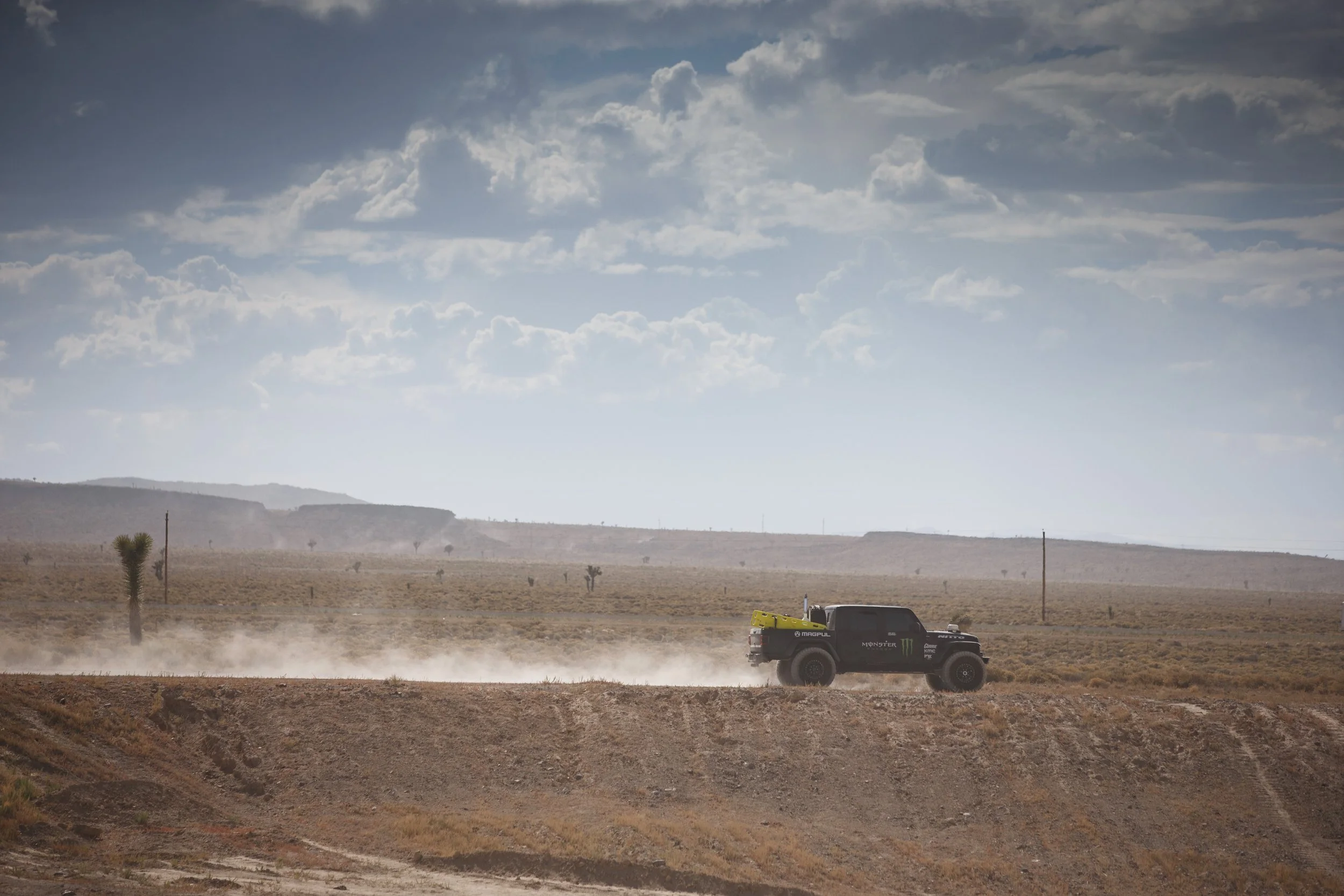 8_14_CaseyCurrie_Vegas2Reno_TrophyJeep_NoCrop_011.jpg