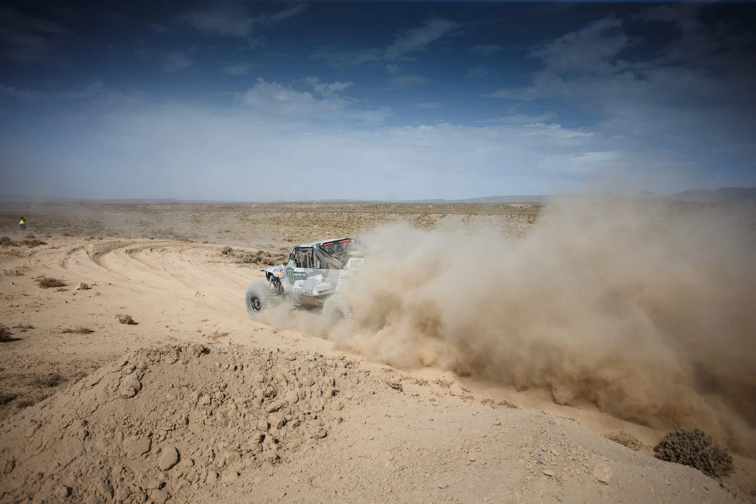 8_14_CaseyCurrie_Vegas2Reno_TrophyJeep_NoCrop_020.jpg