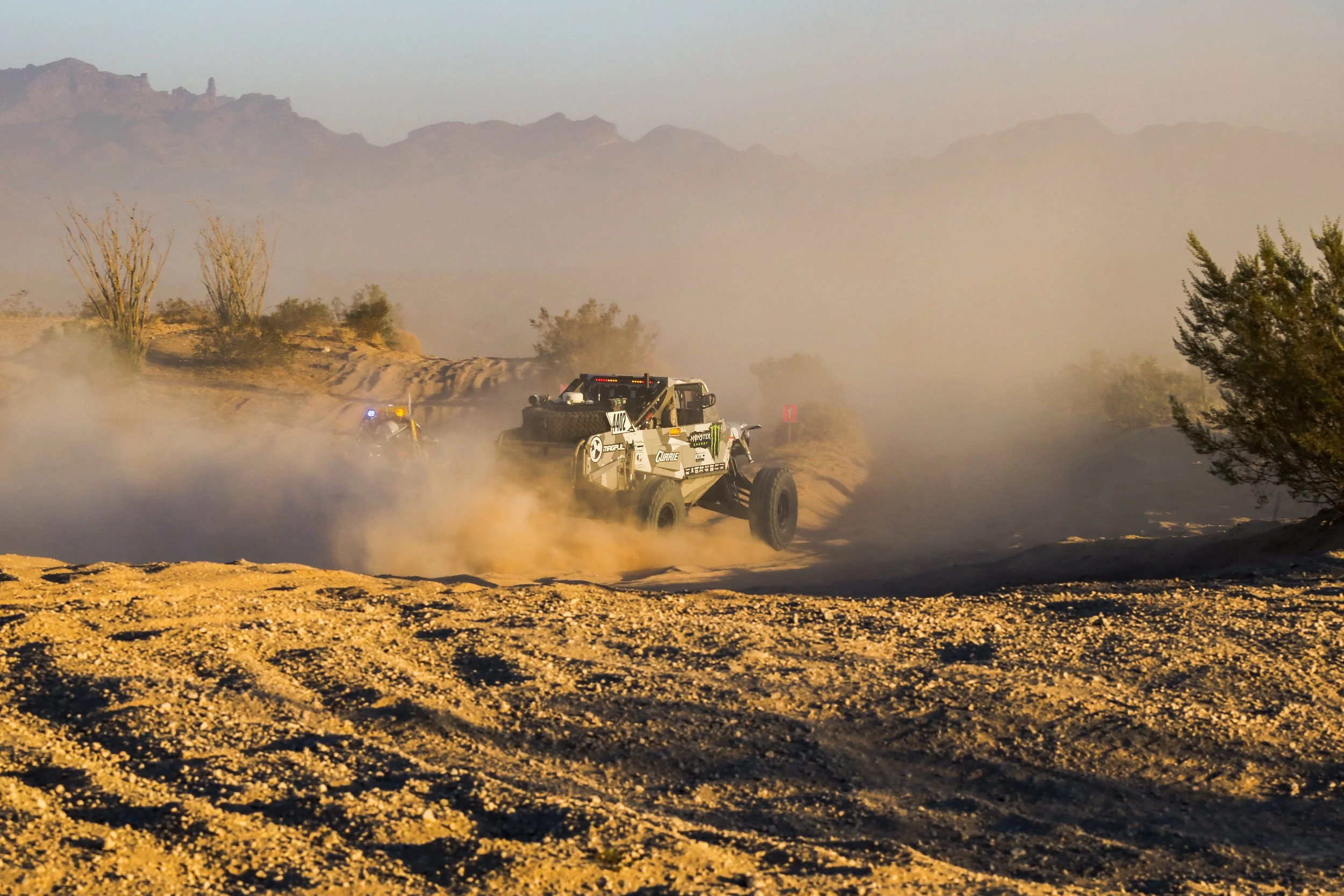 10_23_CaseyCurrie_BlueWaterDesertChallenge_ParkerAZ_TrophyJeep_NoCrop_027.jpg