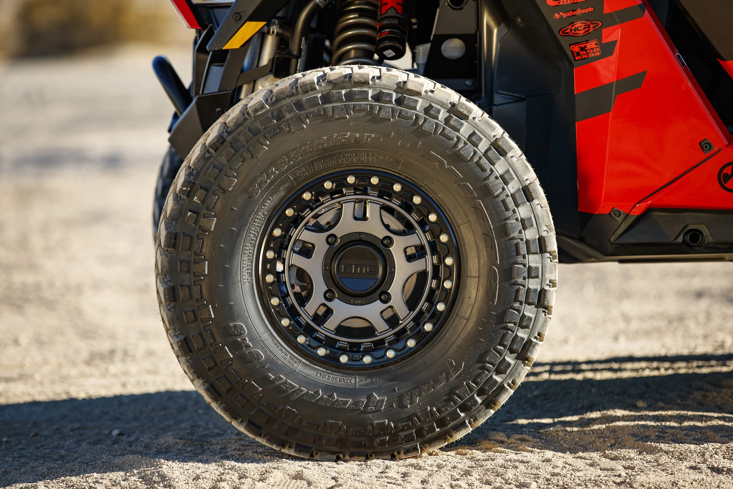 12_19_CaseyCurrie_PolarisRZR_Unveil_DesertPhotos_NoCrop_010.jpg