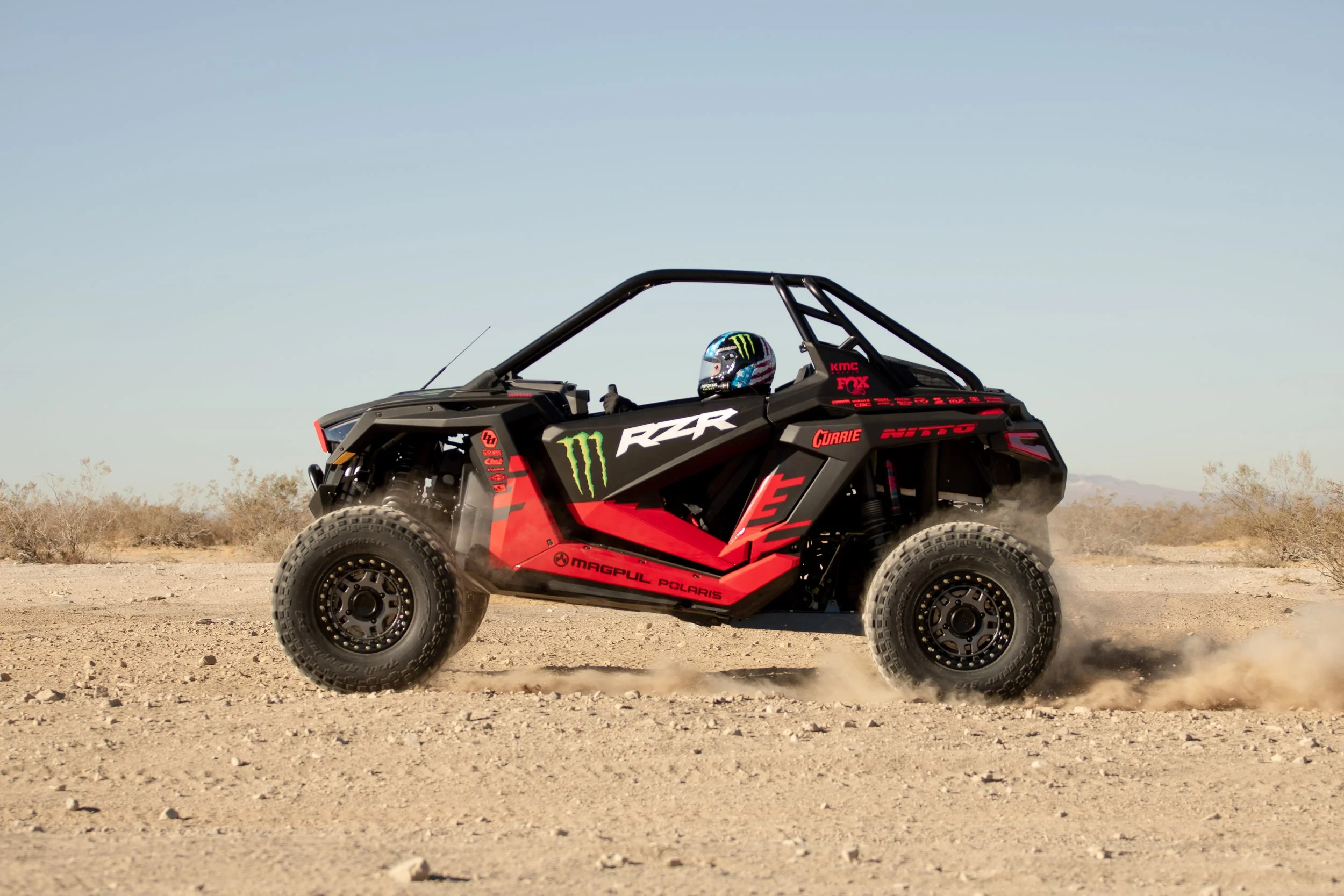 12_19_CaseyCurrie_PolarisRZR_Unveil_DesertPhotos_NoCrop_019.jpg