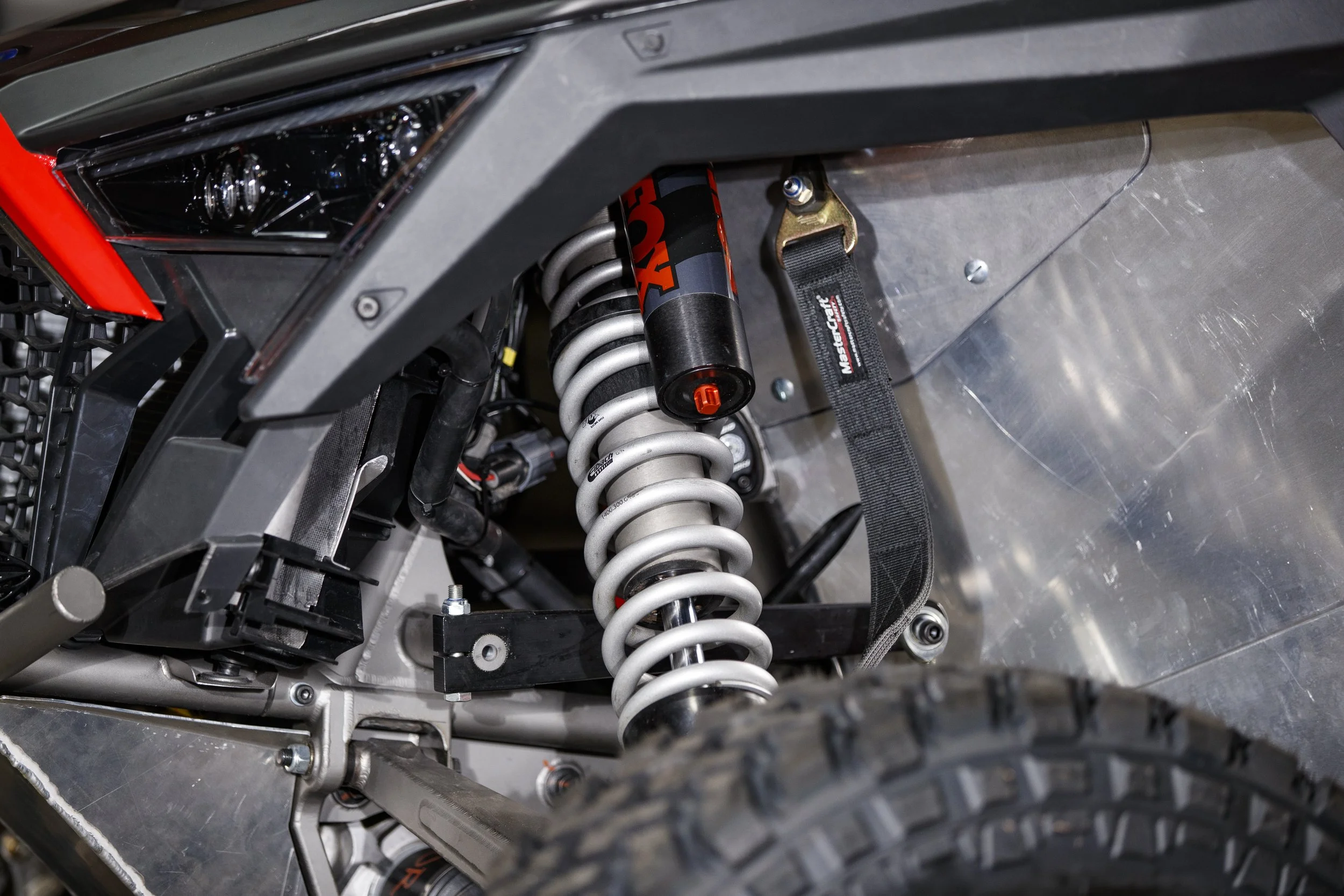 1_7_CaseyCurrie_DakarRZR_NoCrop_006.jpg