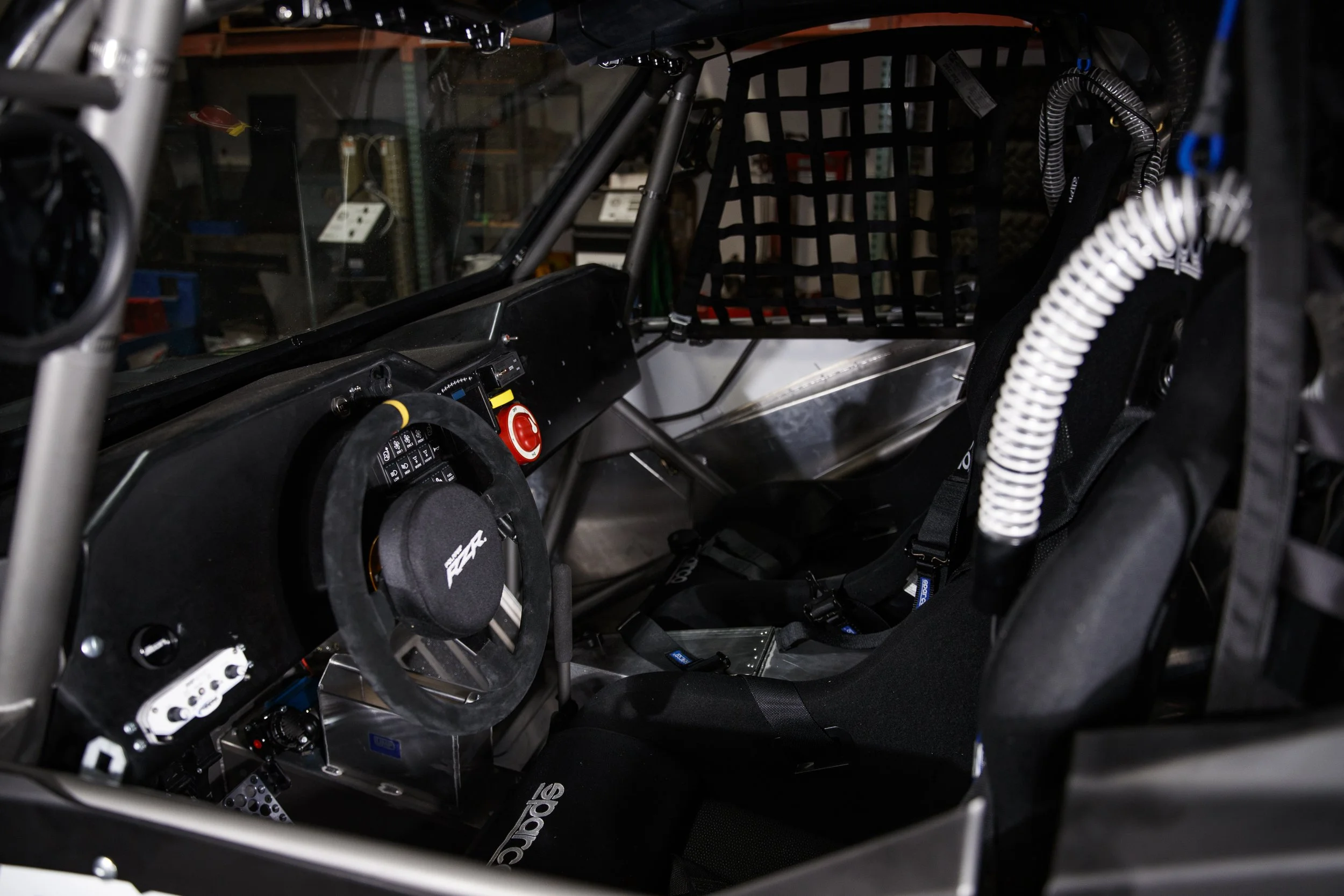 1_7_CaseyCurrie_DakarRZR_NoCrop_018.jpg