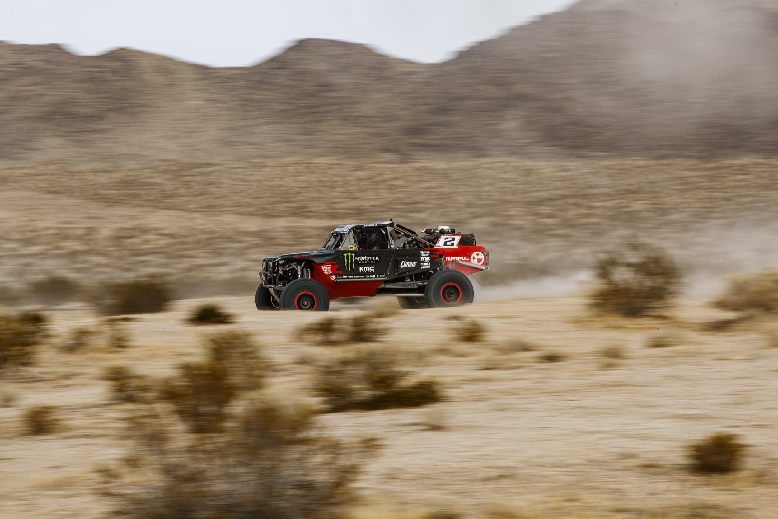 1_31_CaseyCurrie_KingOfHammers_DesertRace_TrophyJeep_NoCrop_006.jpg