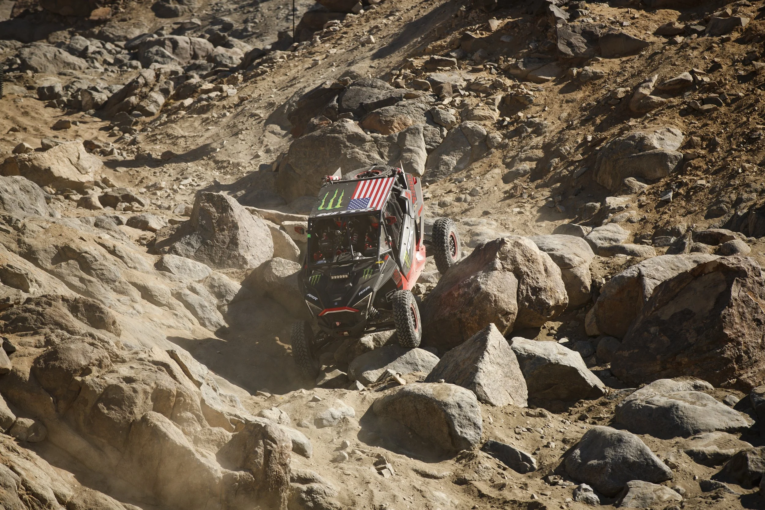 2_4_CaseyCurrie_KingOfHammers_UTVRace_PolarisRZRProXP_NoCrop_009.jpg