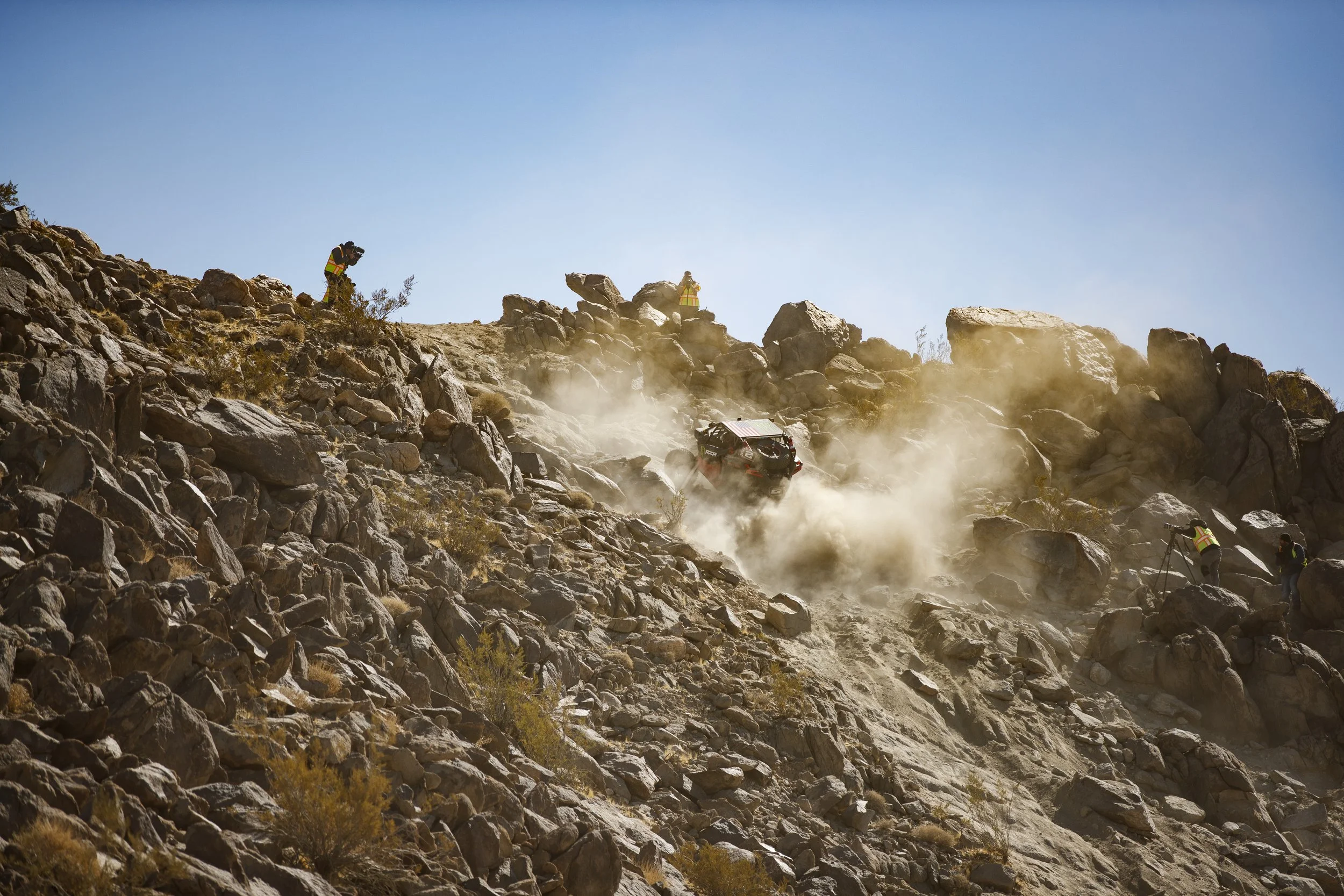 2_4_CaseyCurrie_KingOfHammers_UTVRace_PolarisRZRProXP_NoCrop_015.jpg