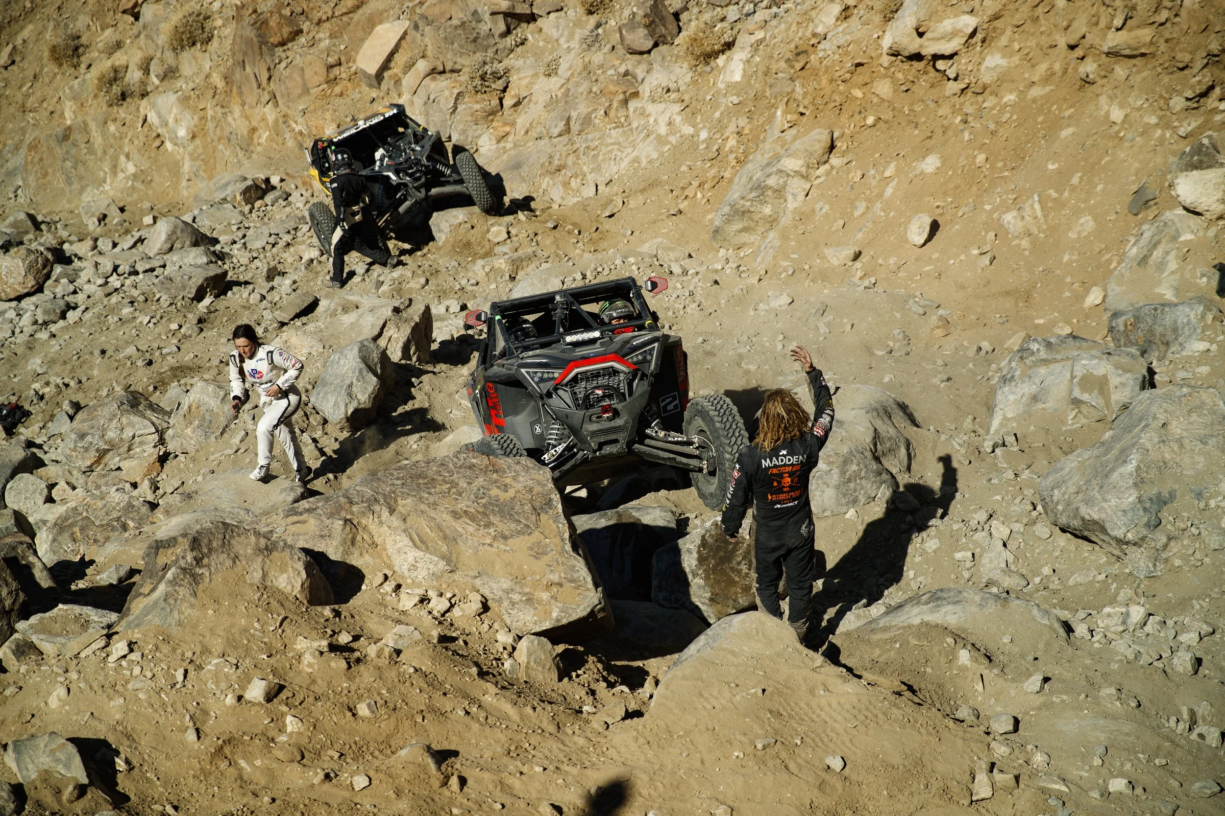 2_4_CaseyCurrie_KingOfHammers_UTVRace_PolarisRZRProXP_NoCrop_023.jpg