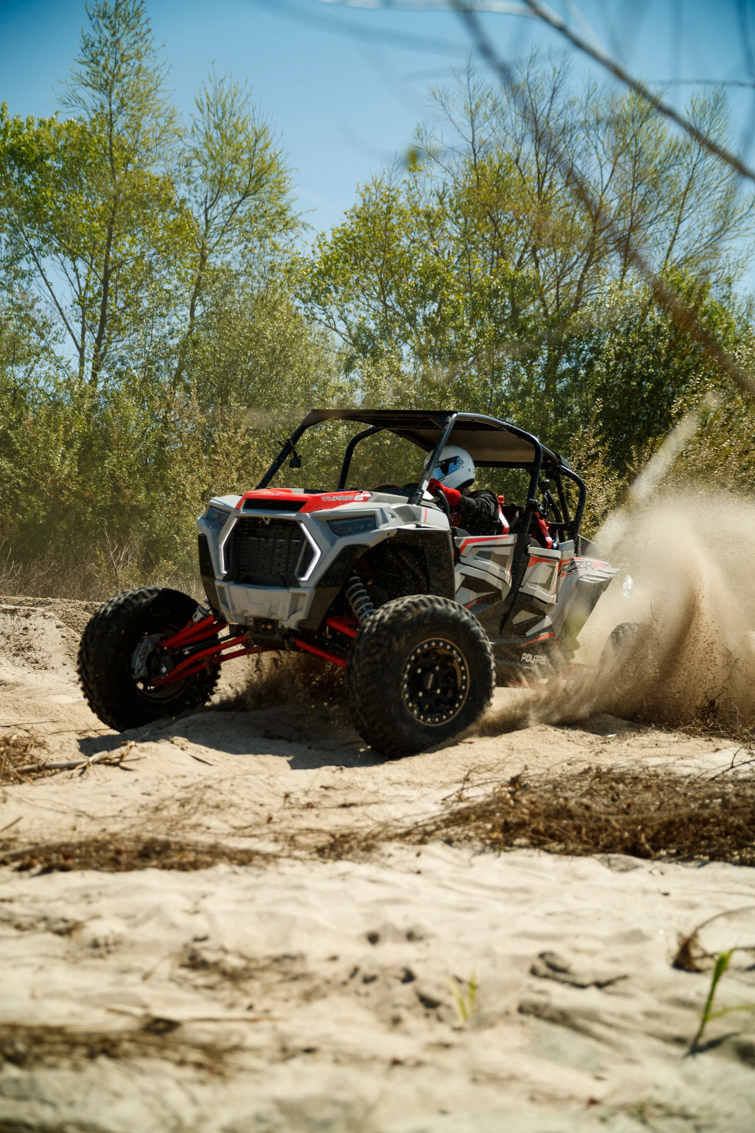 3_19CaseyCurire_Hoonigan_Polaris_PolarisRZRProXP4Seater_NoCrop_036.jpg