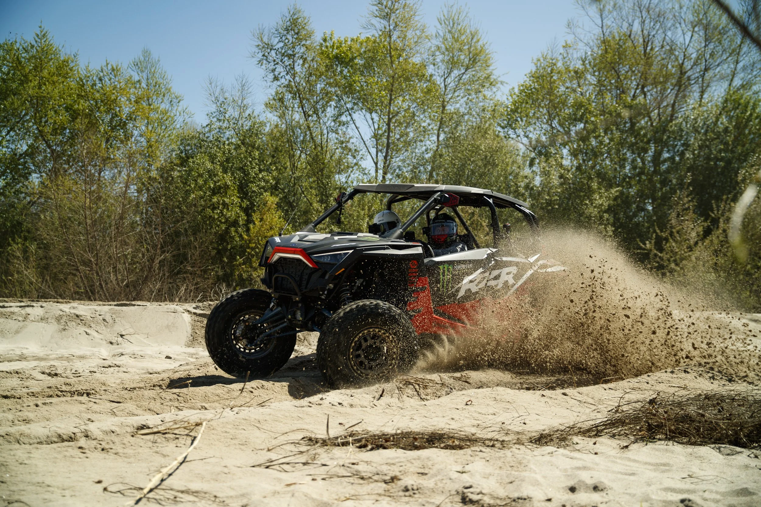 3_19CaseyCurire_Hoonigan_Polaris_PolarisRZRProXP4Seater_NoCrop_039.jpg