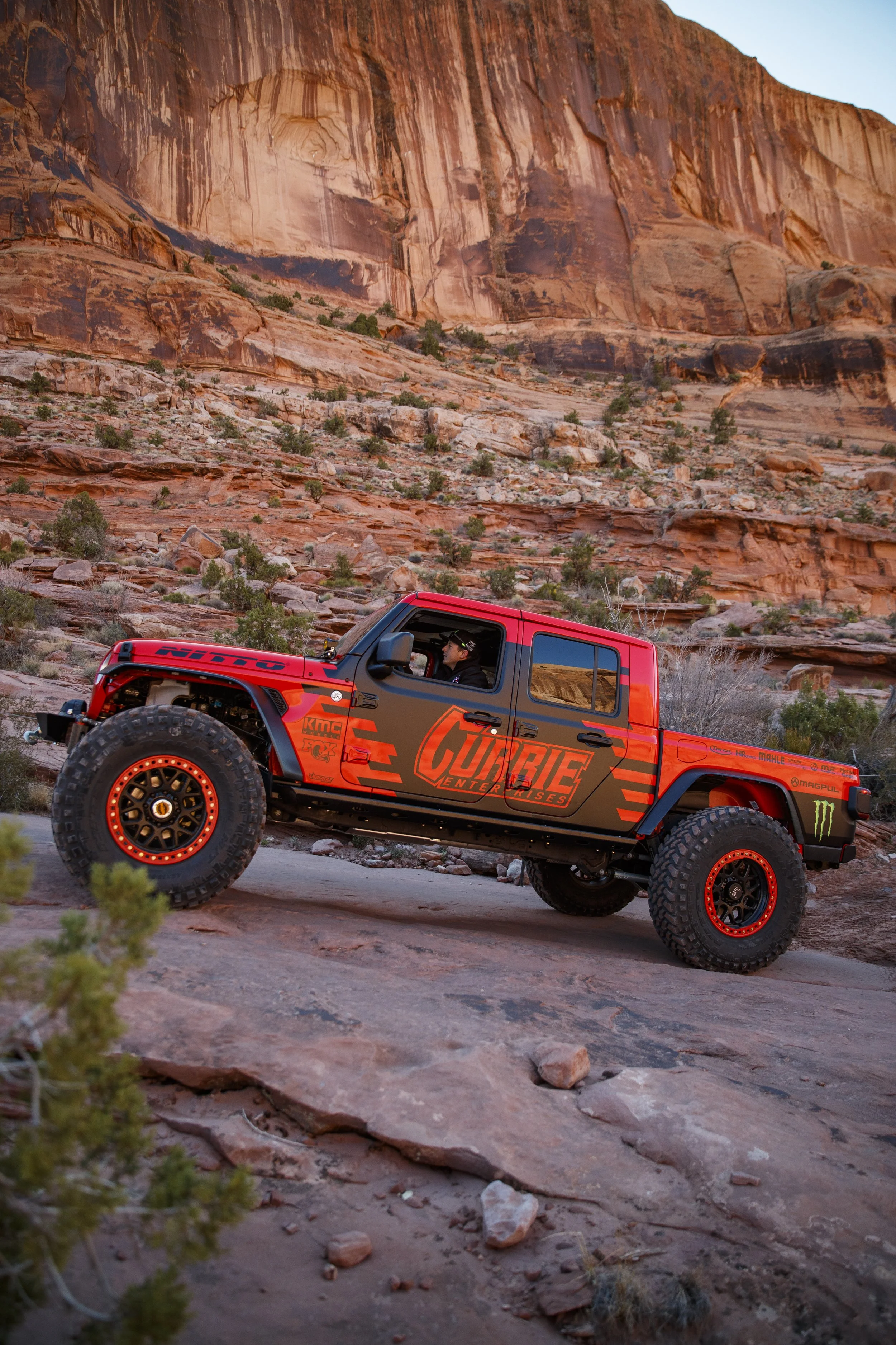 3_27_CaseyCurrie_2021MoabEJS_Day2_MoabRim_NoCrop_006.jpg