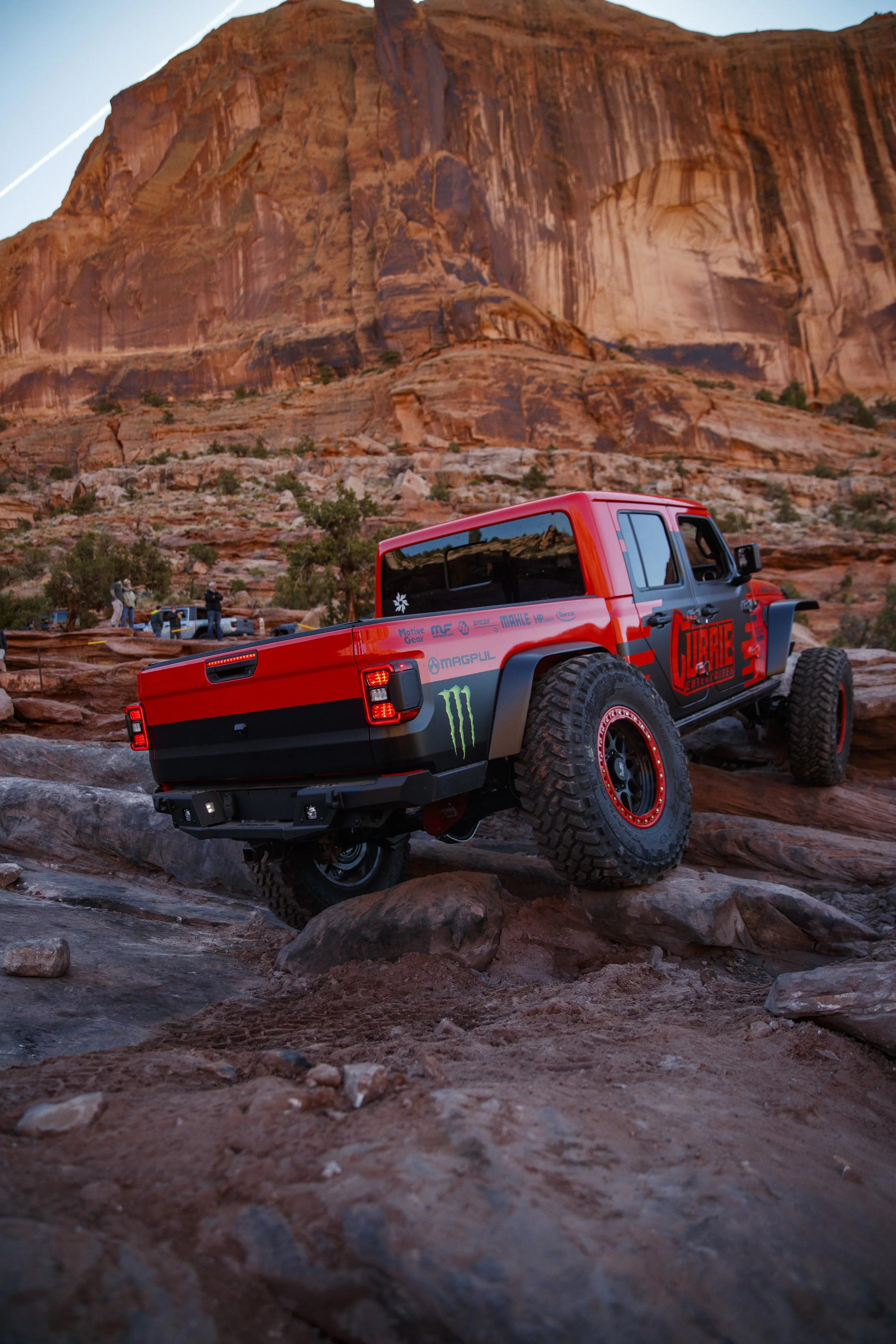 3_27_CaseyCurrie_2021MoabEJS_Day2_MoabRim_NoCrop_009.jpg