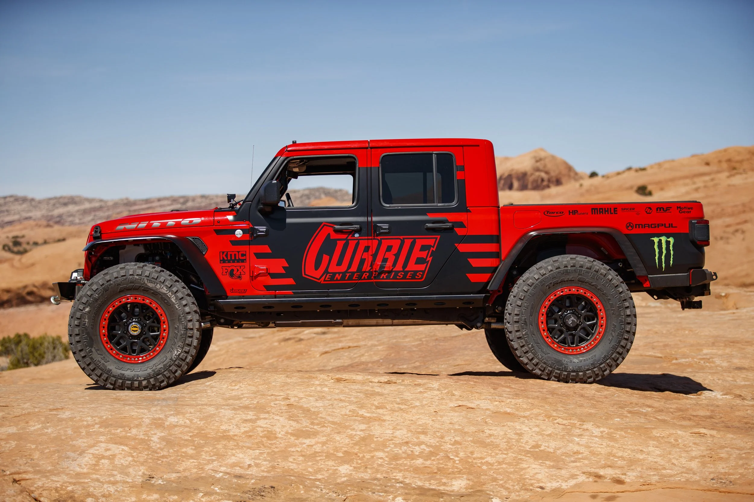 3_27_CaseyCurrie_2021MoabEJS_Day2_MoabRim_NoCrop_018.jpg