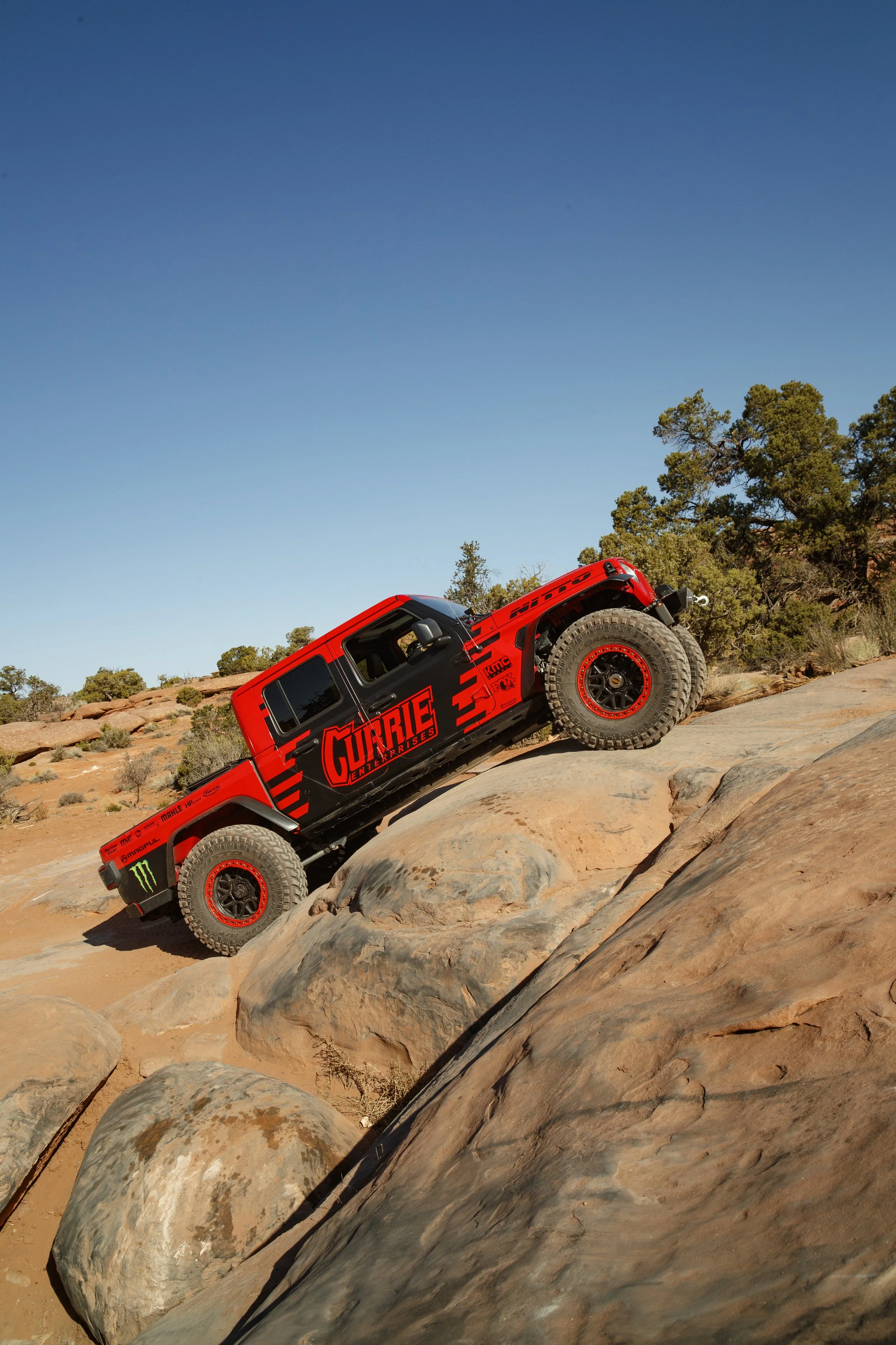 3_30_CaseyCurrie_2021MoabEJS_Day4_MetalMasher_NoCrop_003.jpg