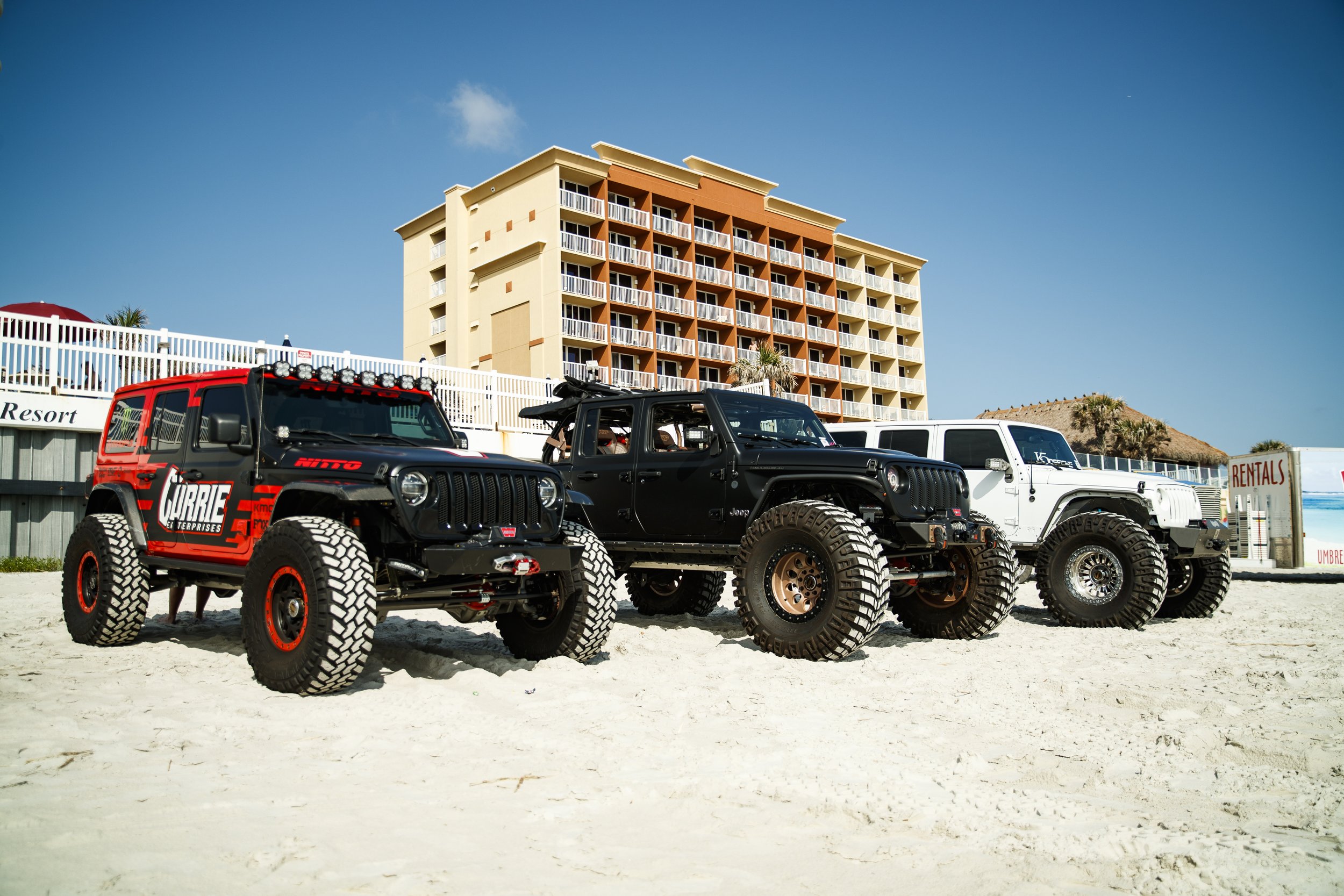 4_21_CaseyCurire_2021JeepBeach_Day1_DaytonaBeachFL_DaytonaSpeedway_NoCrop_008.jpg