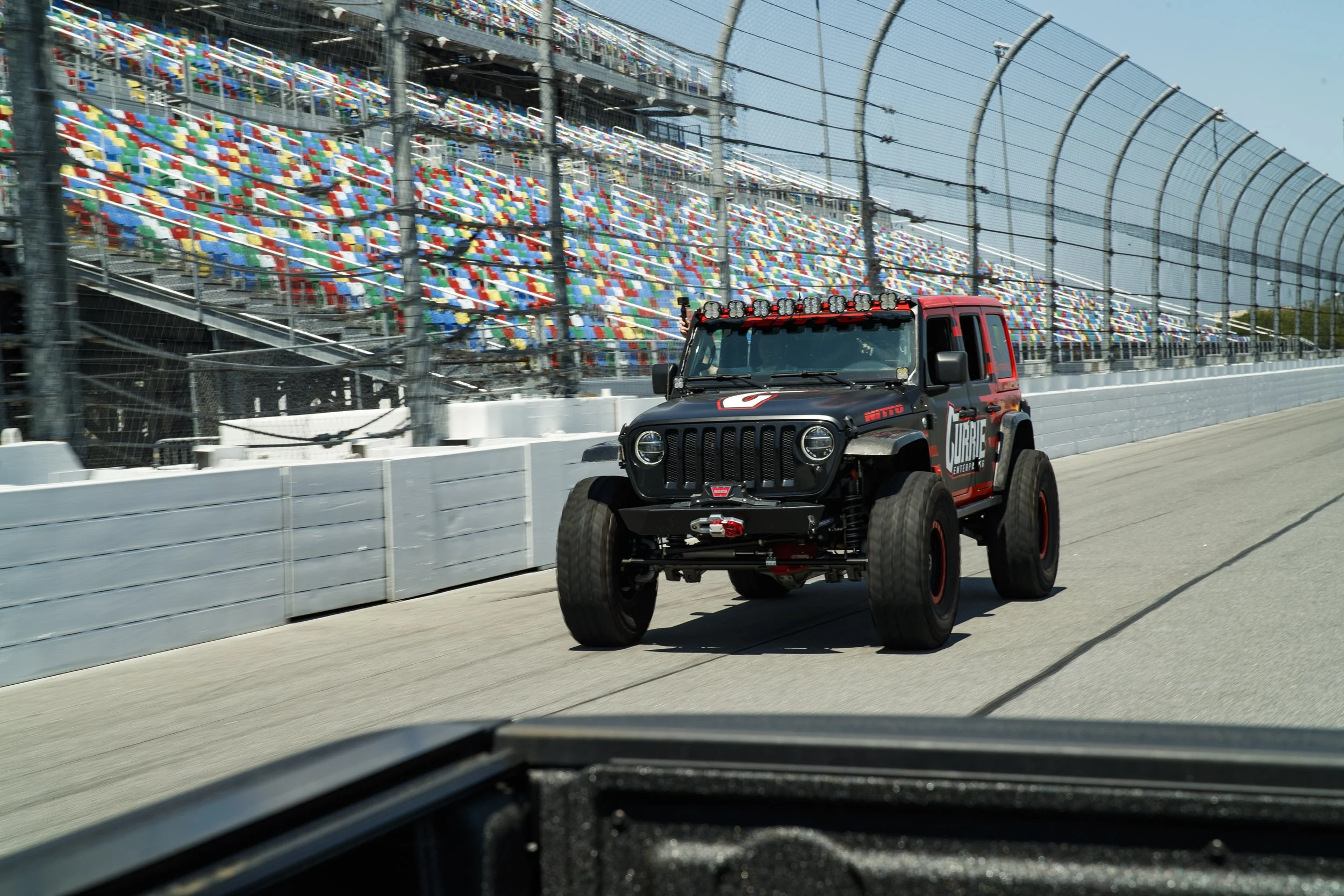 4_21_CaseyCurire_2021JeepBeach_Day1_DaytonaBeachFL_DaytonaSpeedway_NoCrop_018.jpg