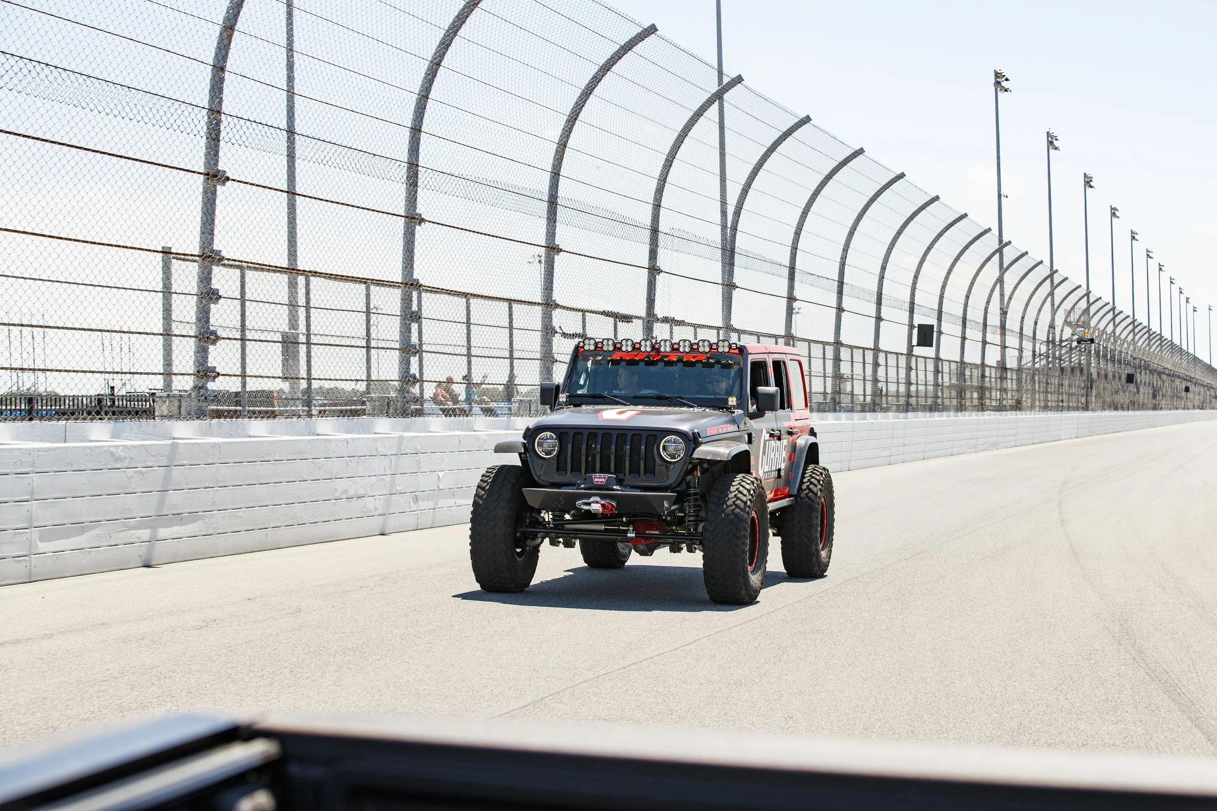 4_21_CaseyCurire_2021JeepBeach_Day1_DaytonaBeachFL_DaytonaSpeedway_NoCrop_021.jpg