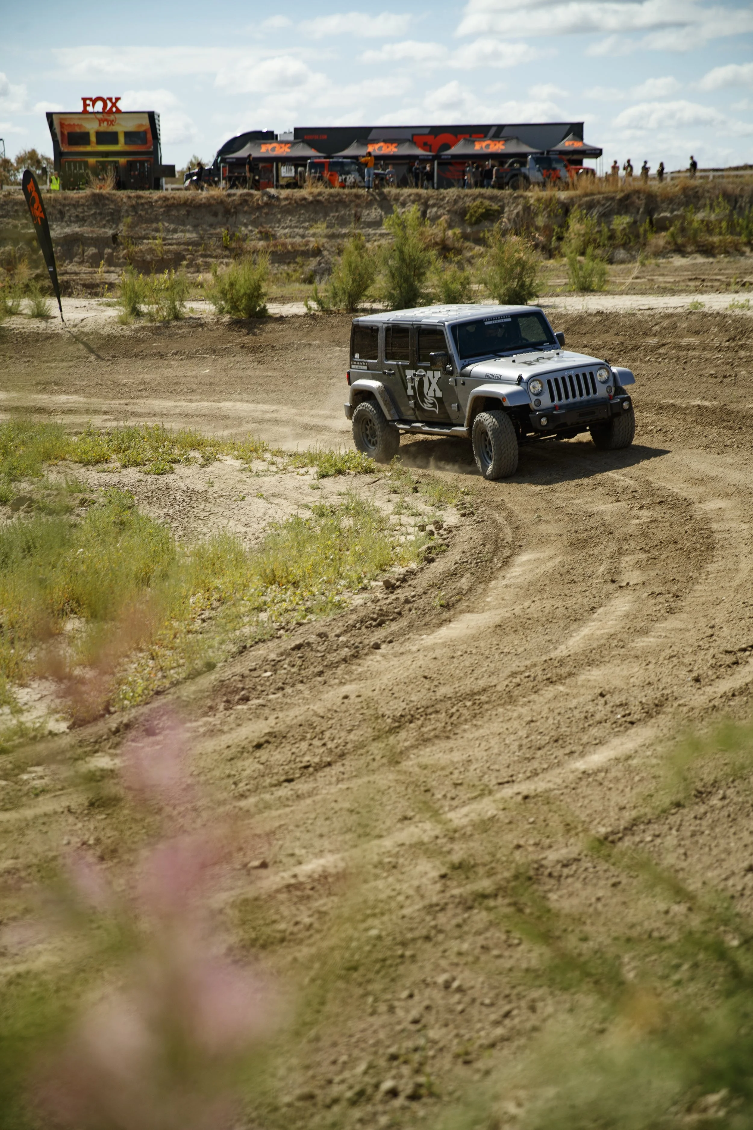 4_27_CaseyCurrie_FoxExperience_LakeElsinoreCA_NoCrop_007.jpg