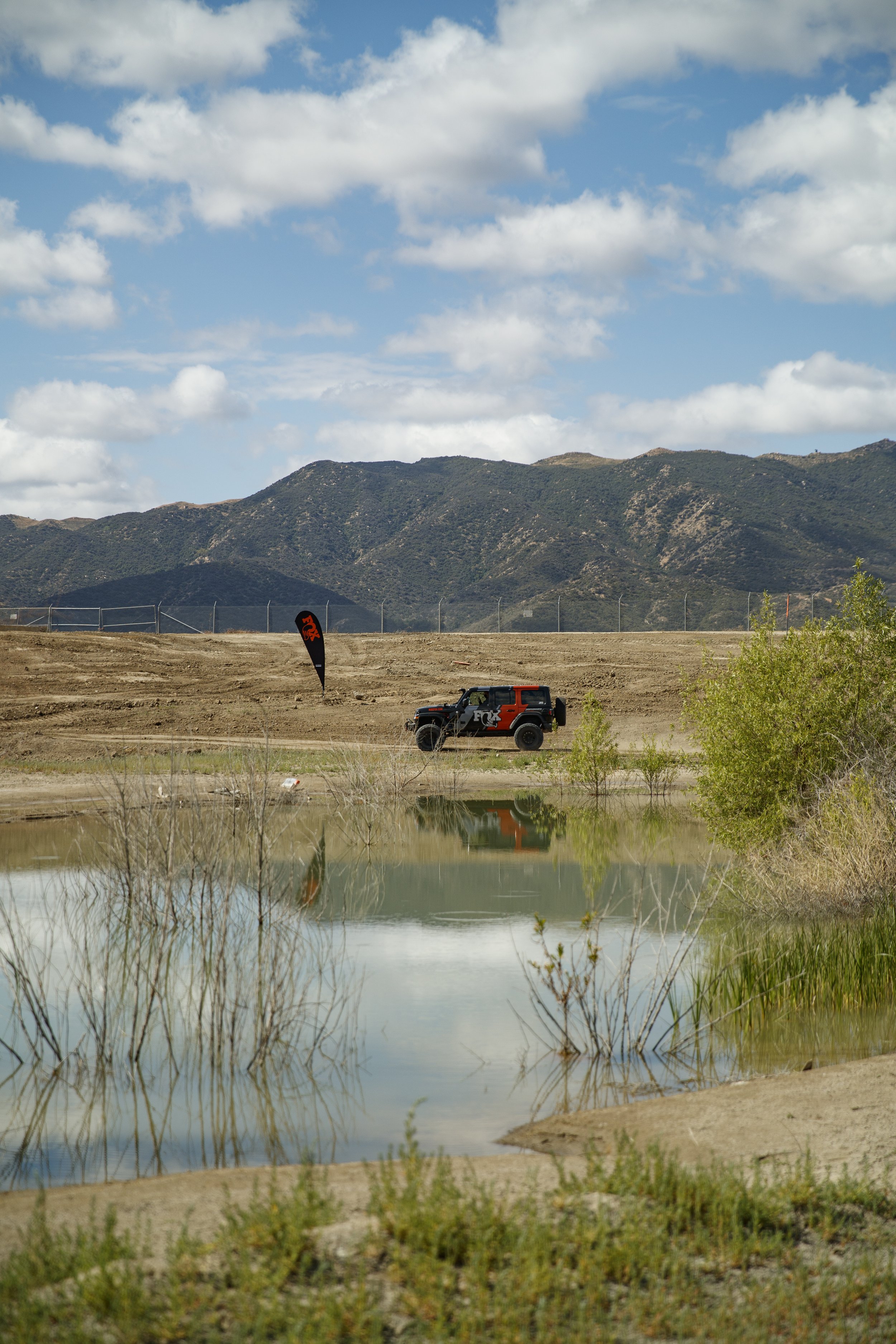 4_27_CaseyCurrie_FoxExperience_LakeElsinoreCA_NoCrop_012.jpg