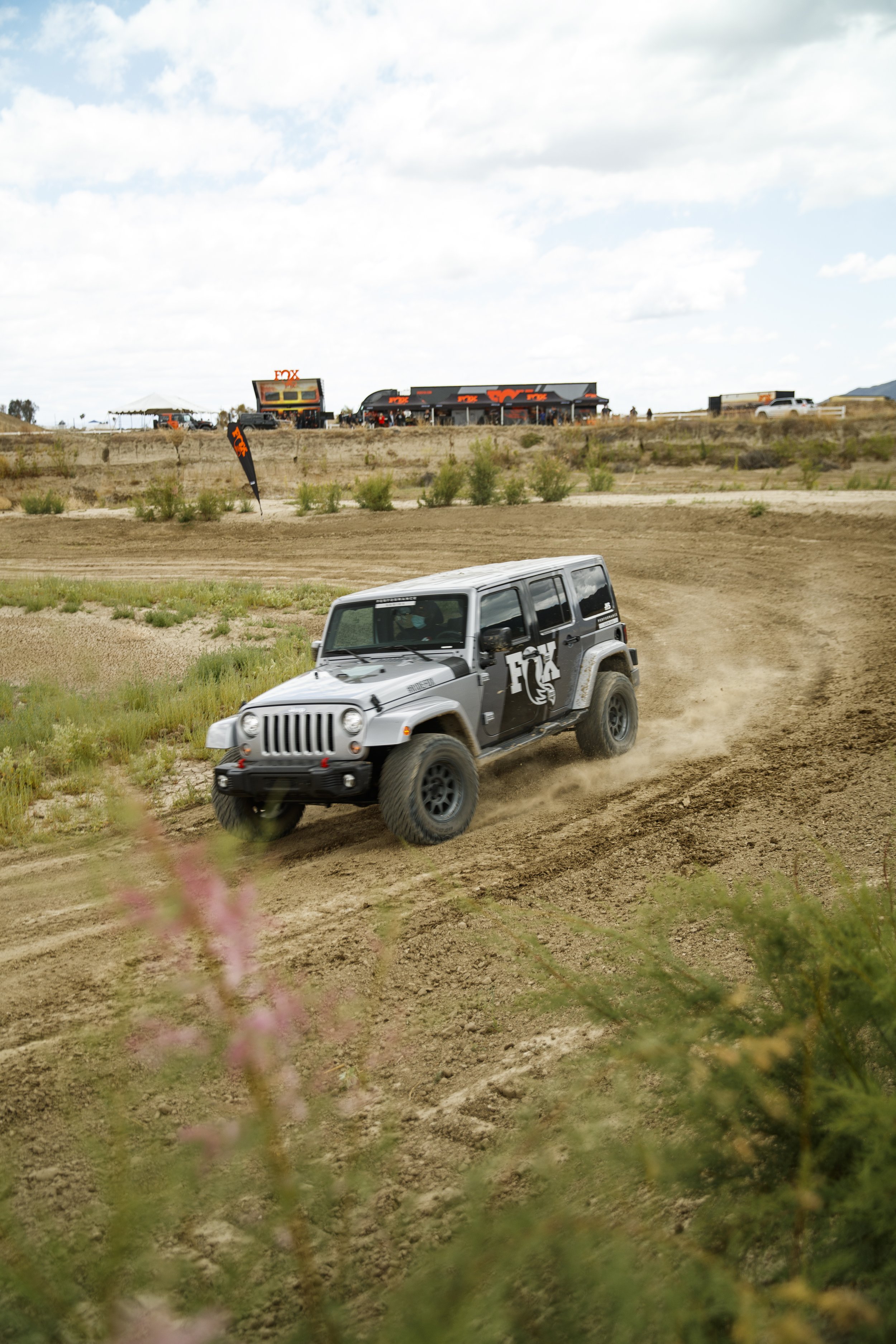 4_27_CaseyCurrie_FoxExperience_LakeElsinoreCA_NoCrop_032.jpg