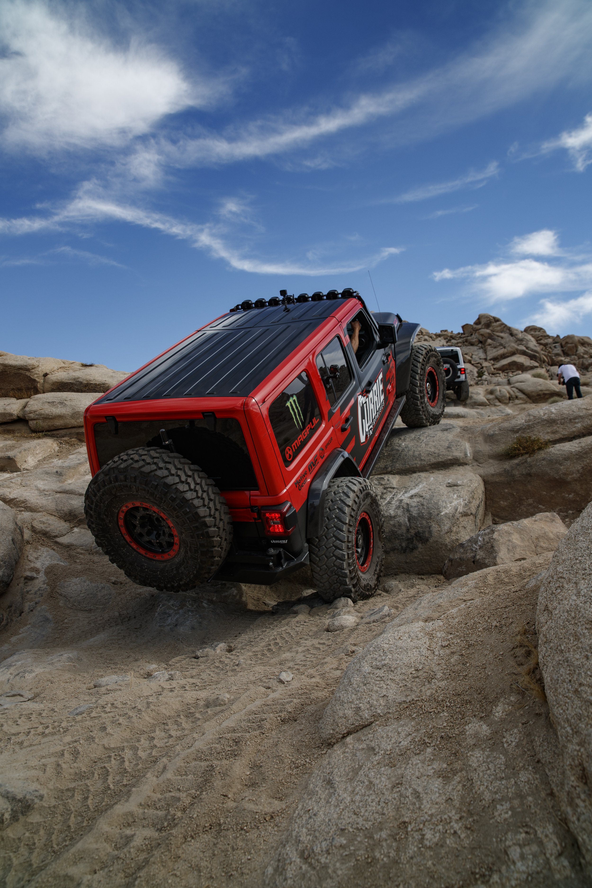 6_8_CaseyCurrie_25Hour_BigBear_NoCrop_003.jpg