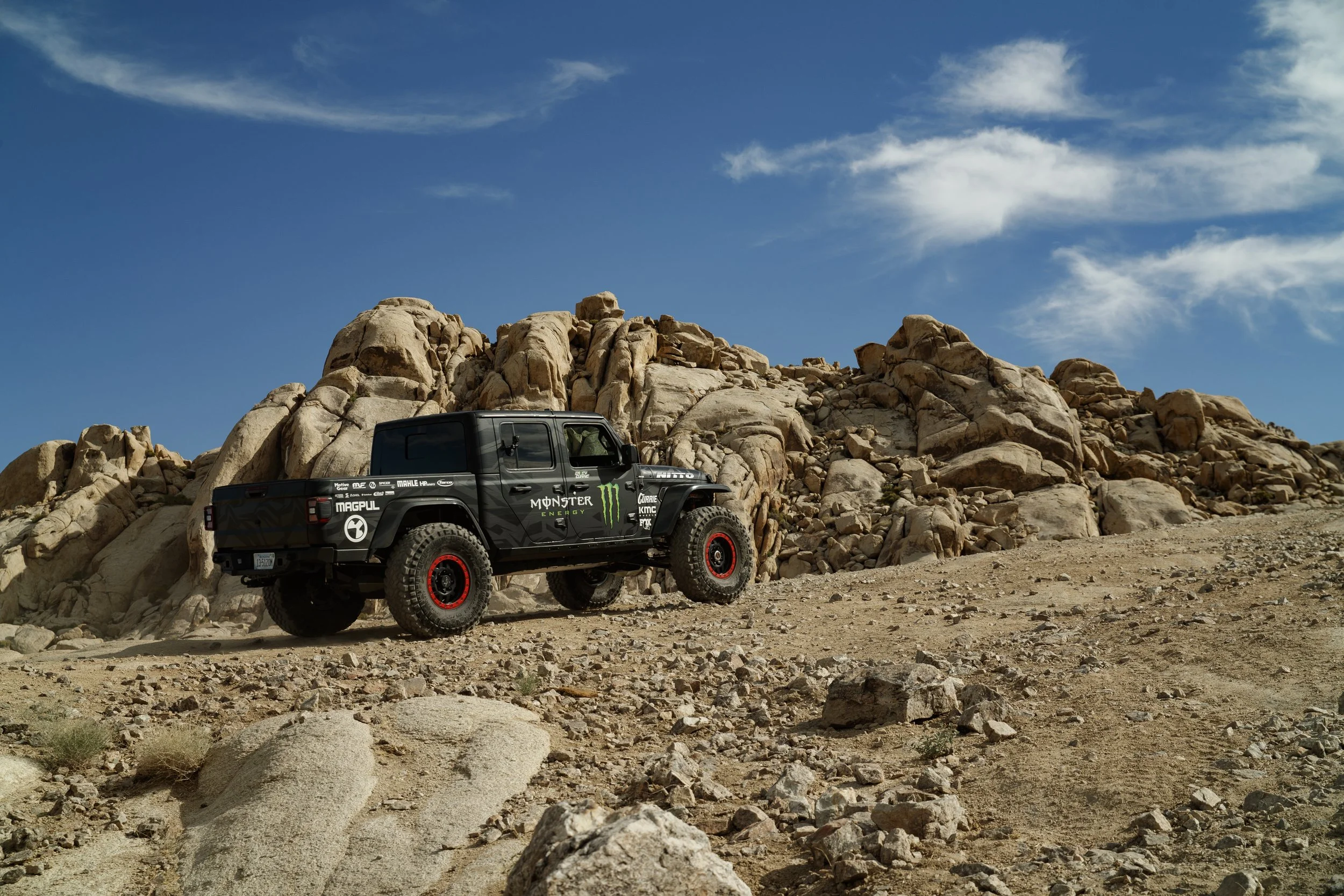 6_8_CaseyCurrie_25Hour_BigBear_NoCrop_007.jpg